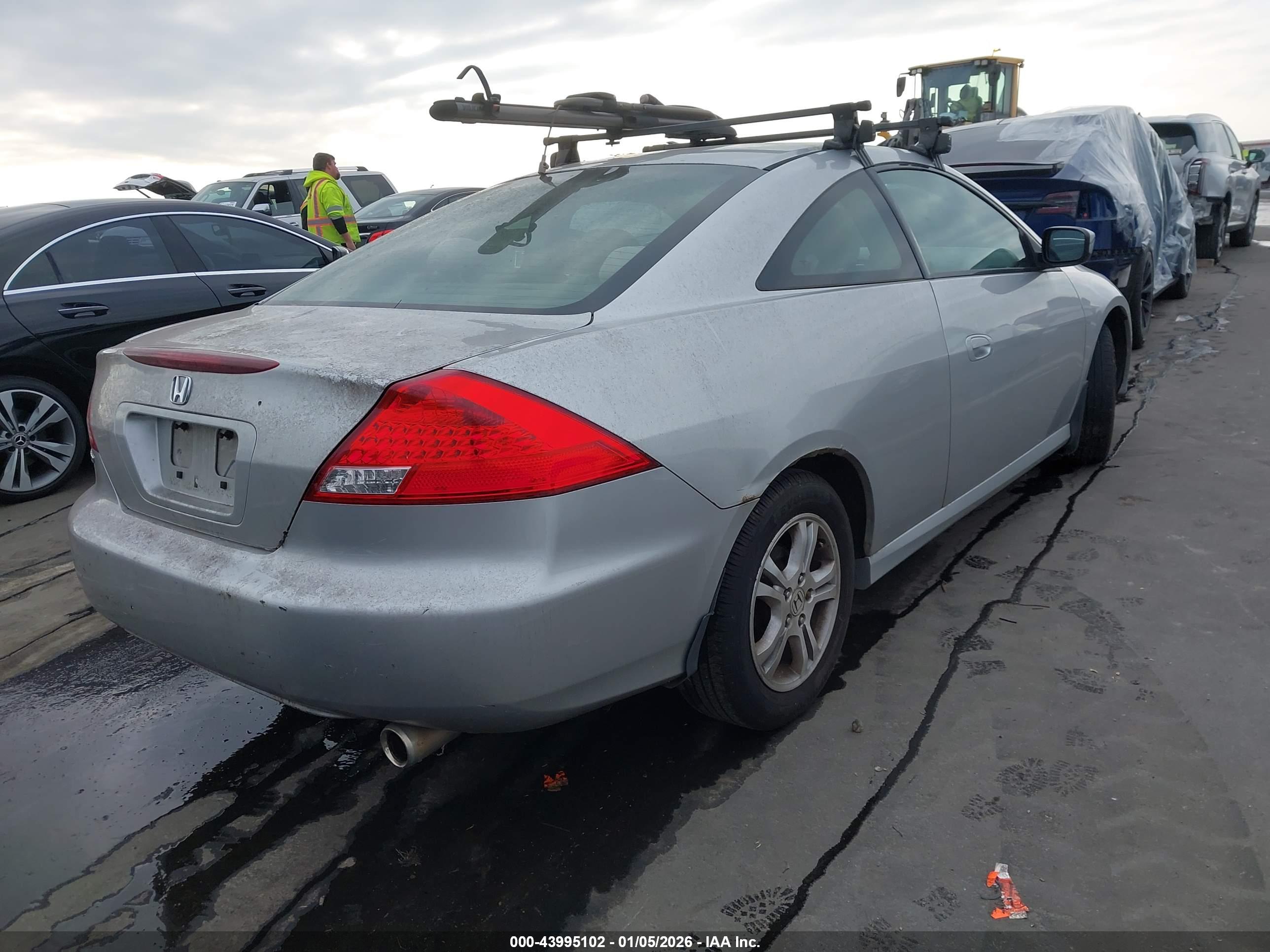 HONDA ACCORD image 4