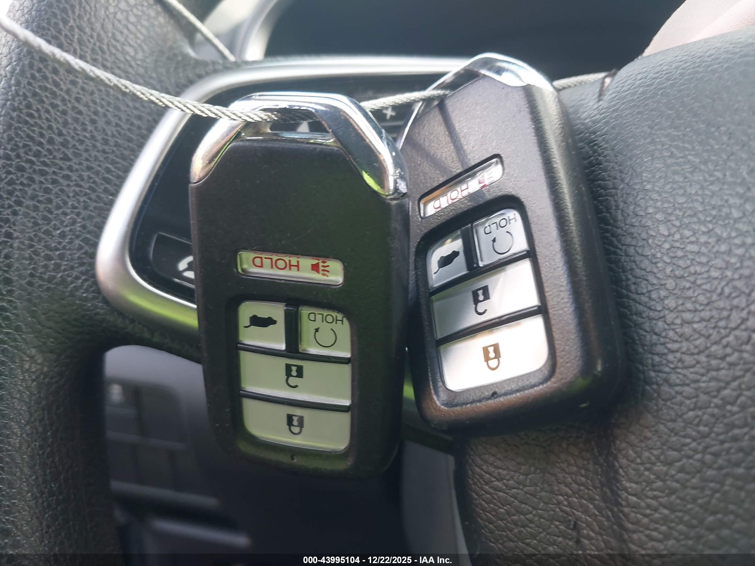 HONDA CR-V image 11
