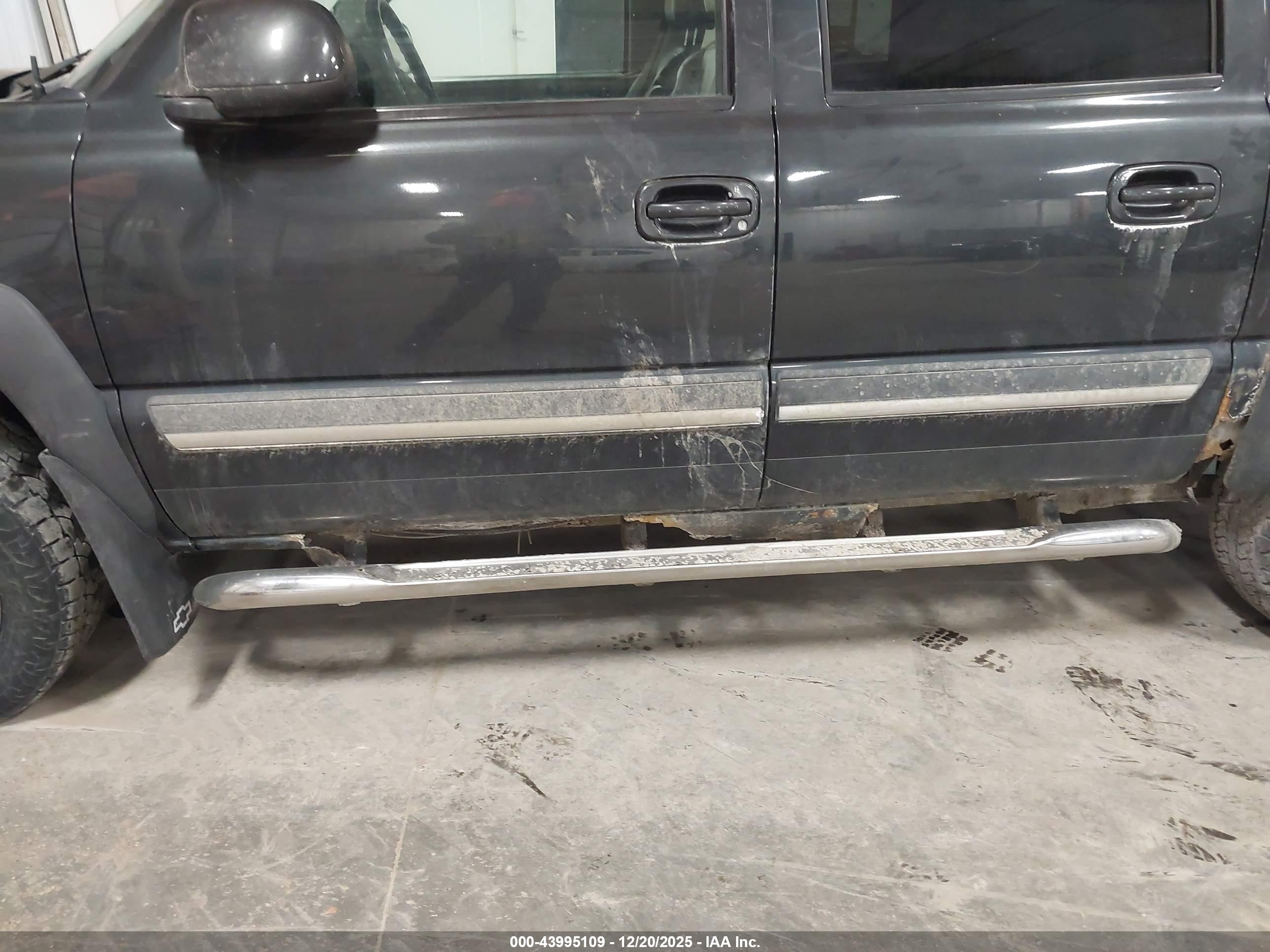 CHEVROLET AVALANCHE image 6