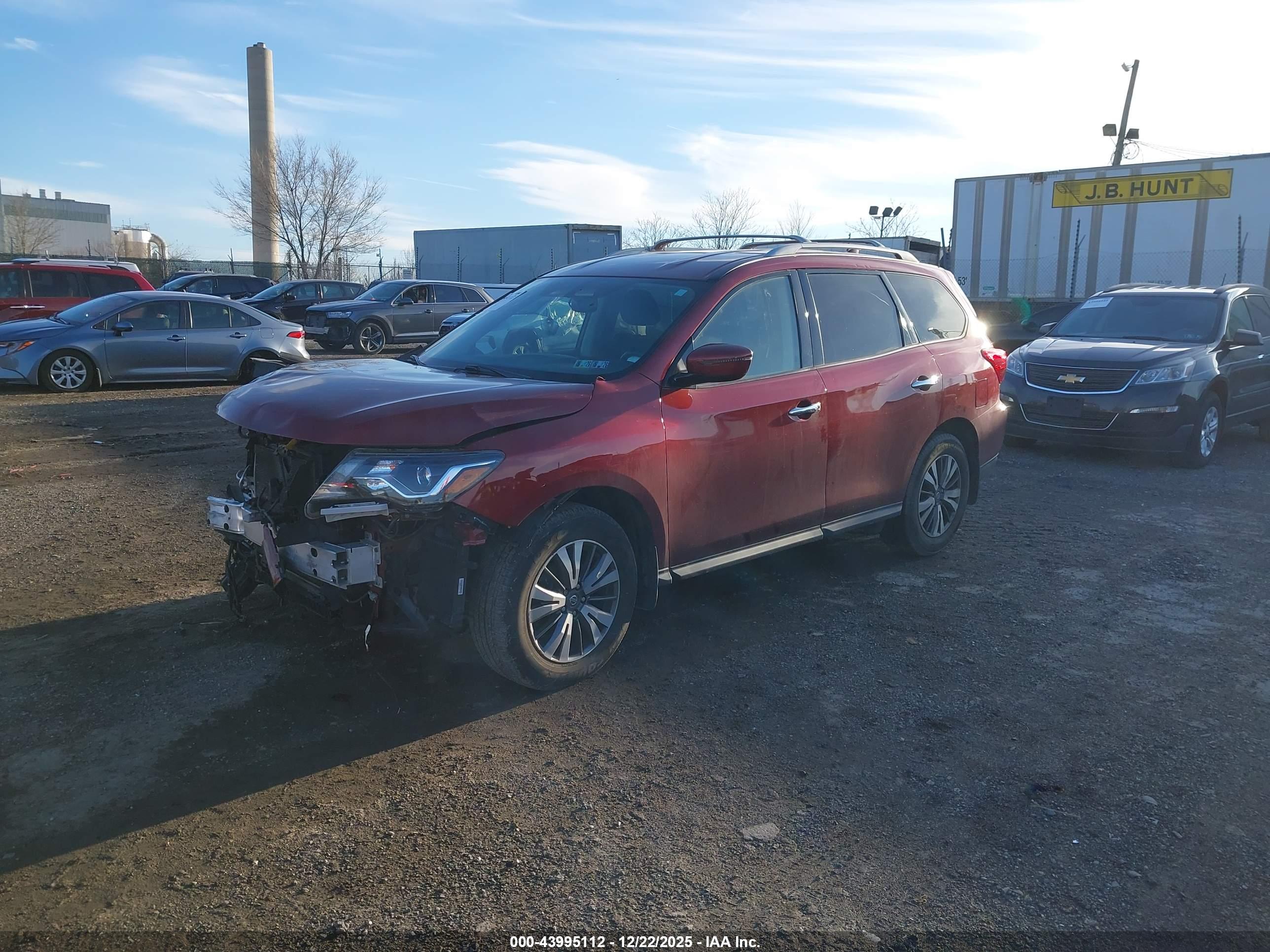 NISSAN PATHFINDER image 2