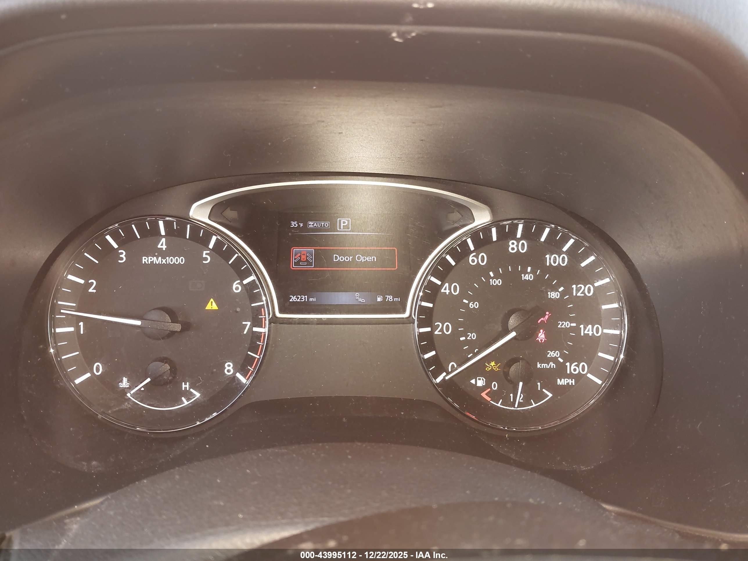 NISSAN PATHFINDER image 7