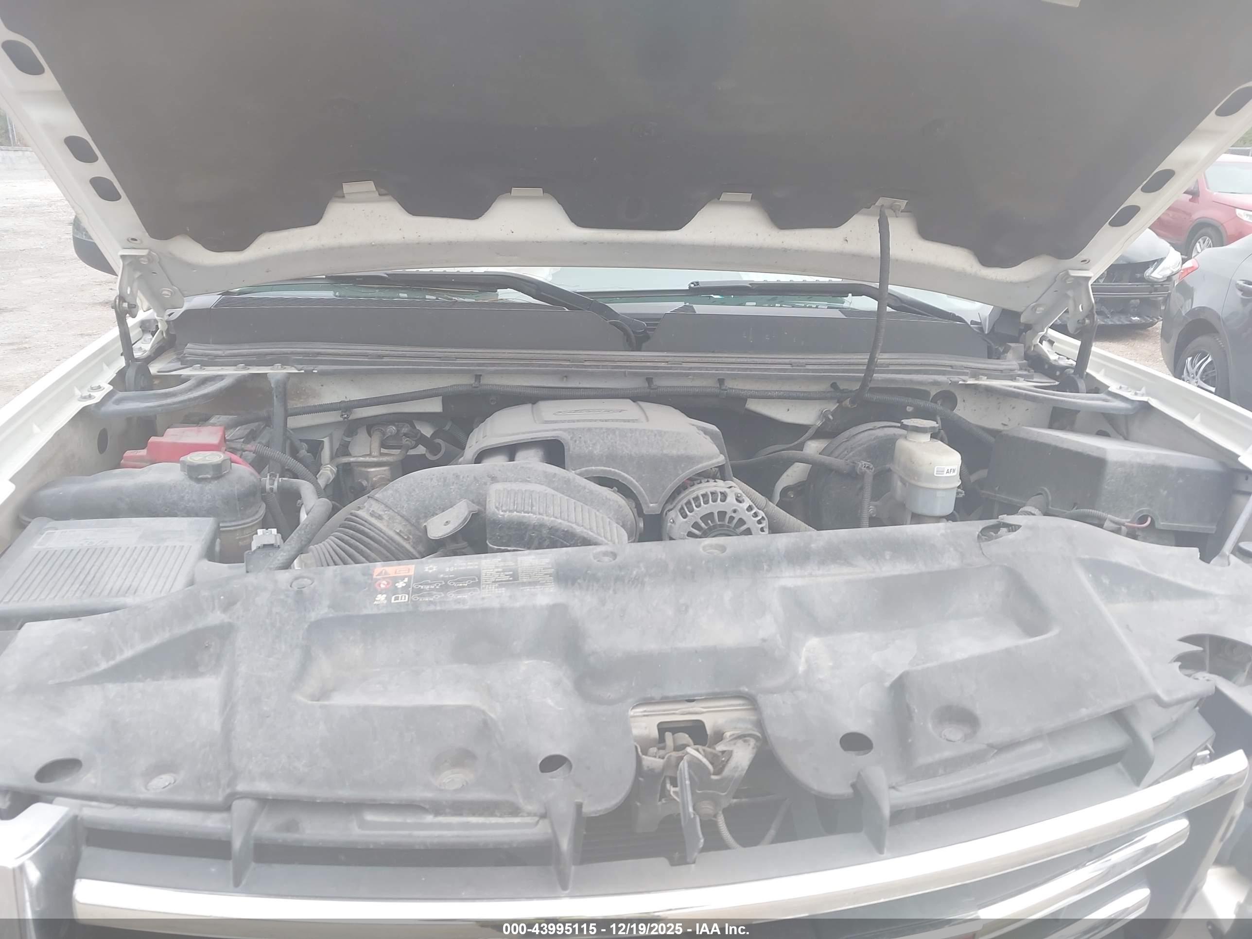GMC SIERRA image 10