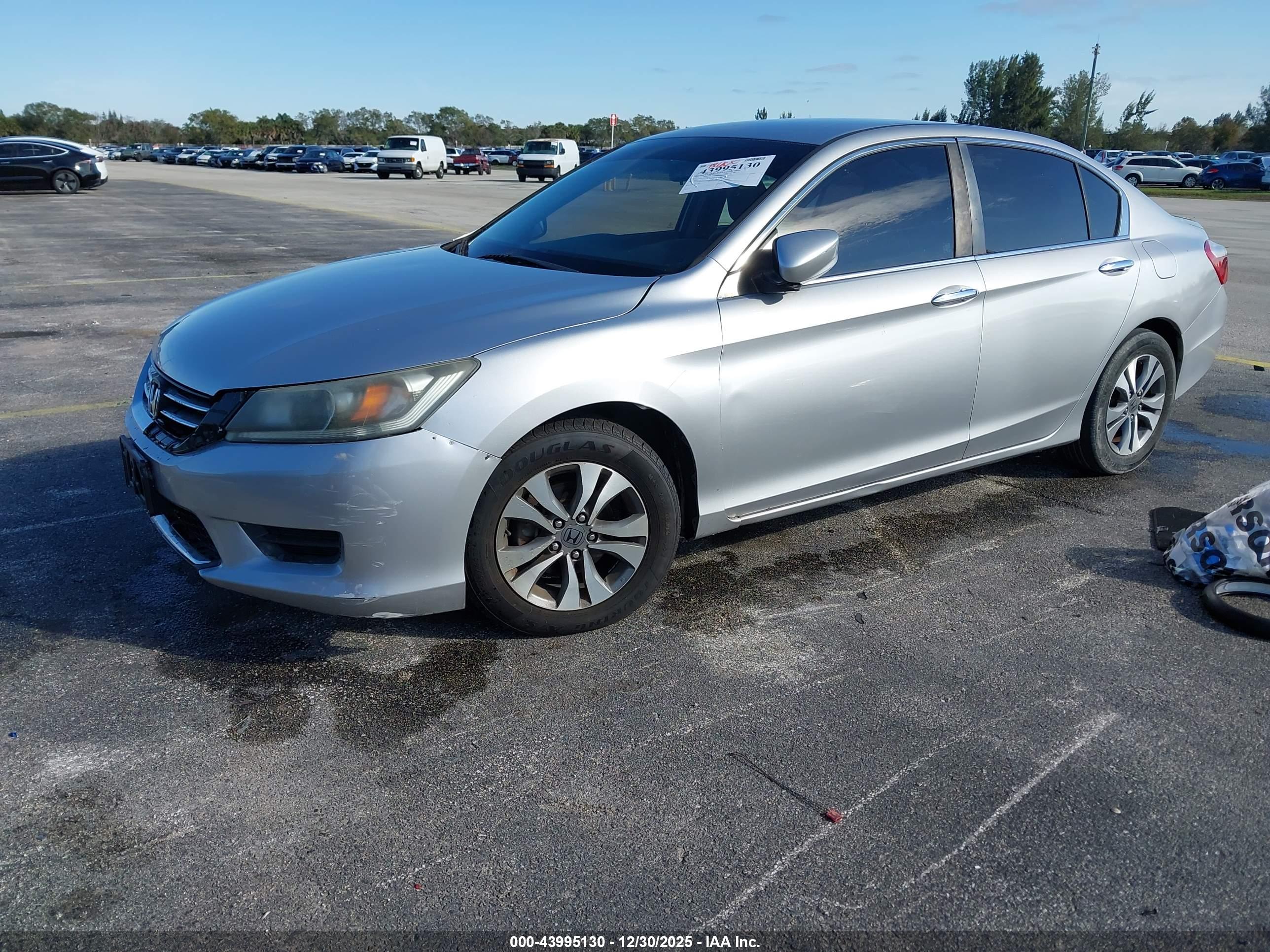 HONDA ACCORD image 2