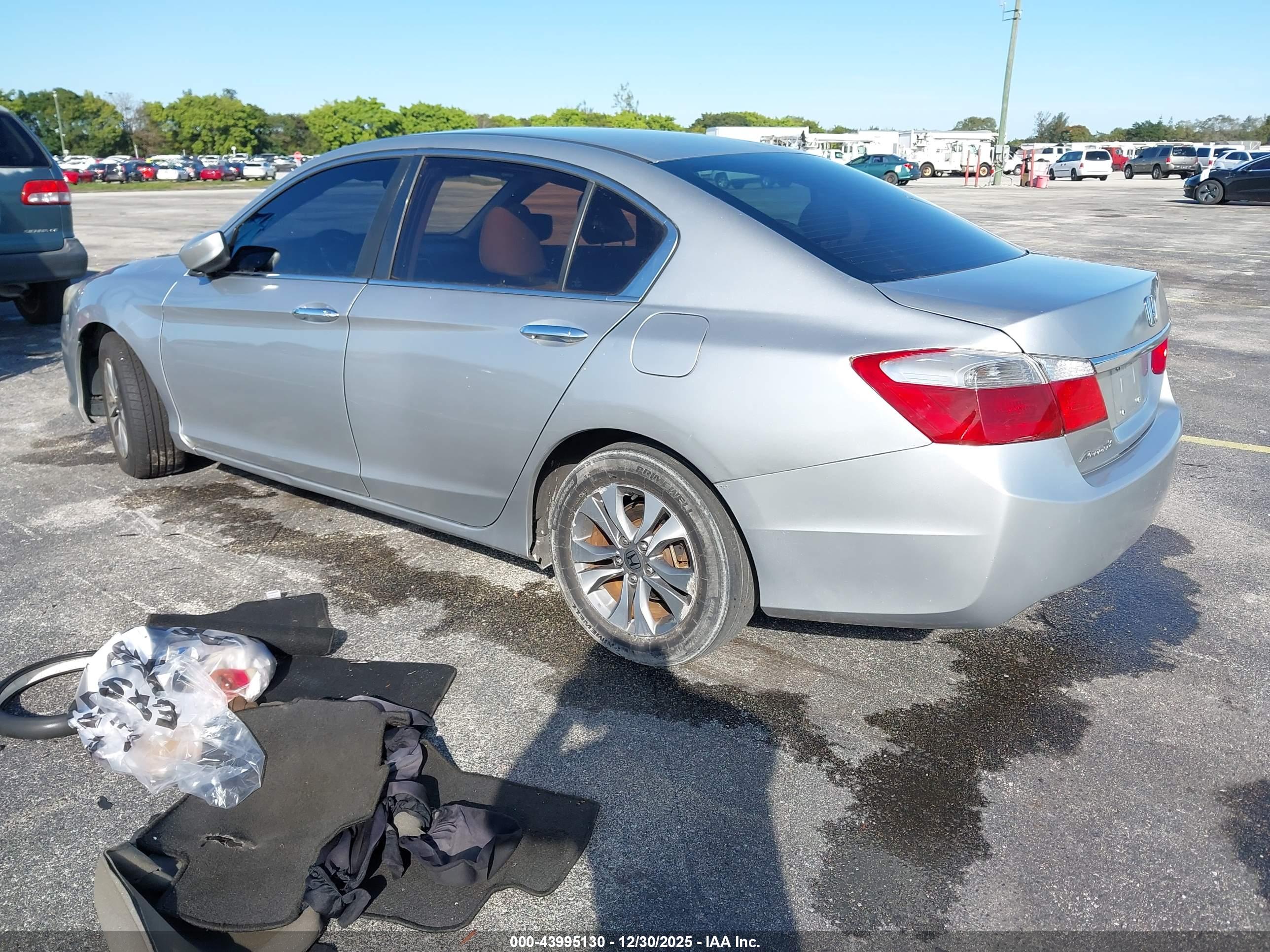 HONDA ACCORD image 3