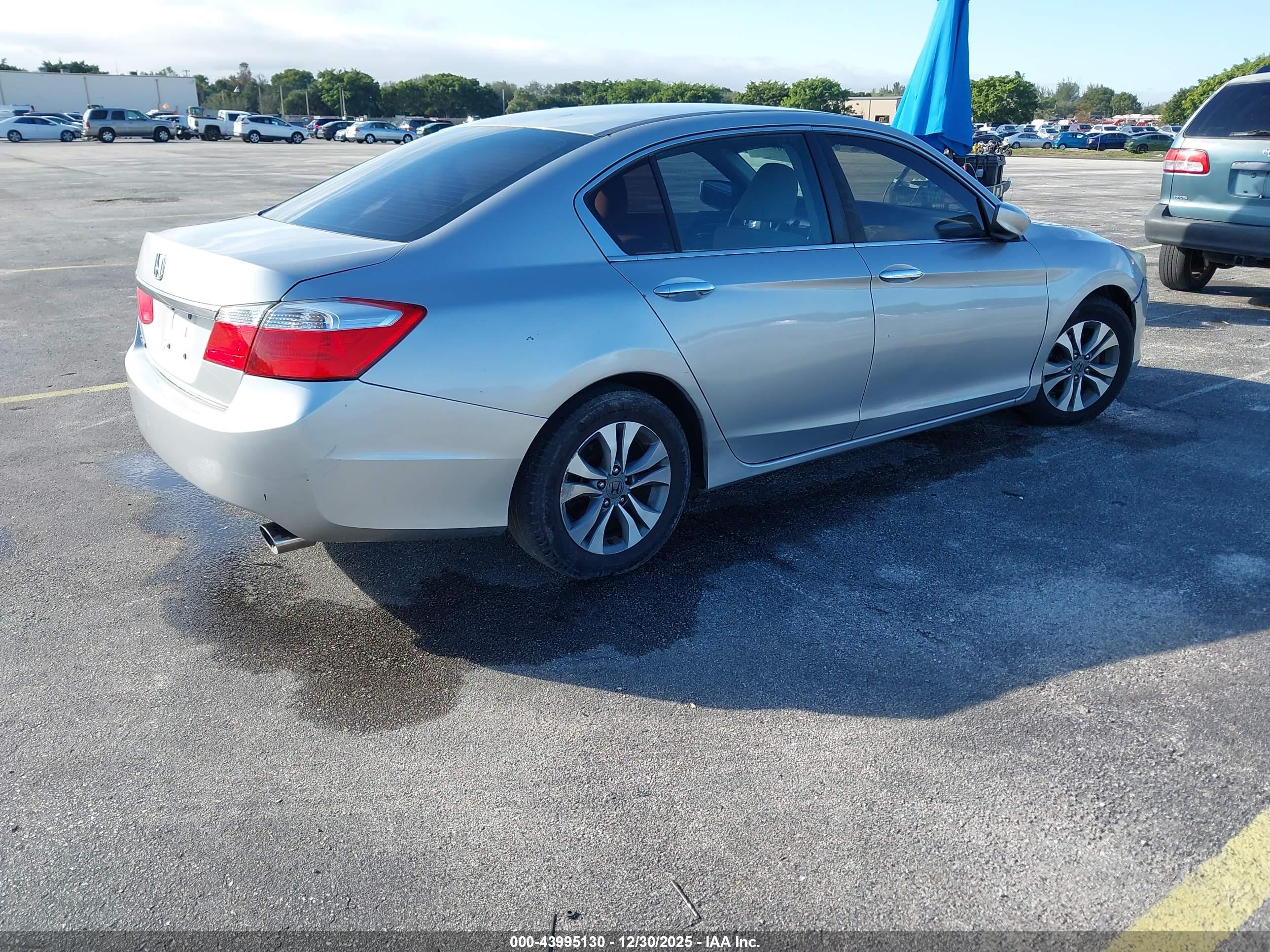 HONDA ACCORD image 4