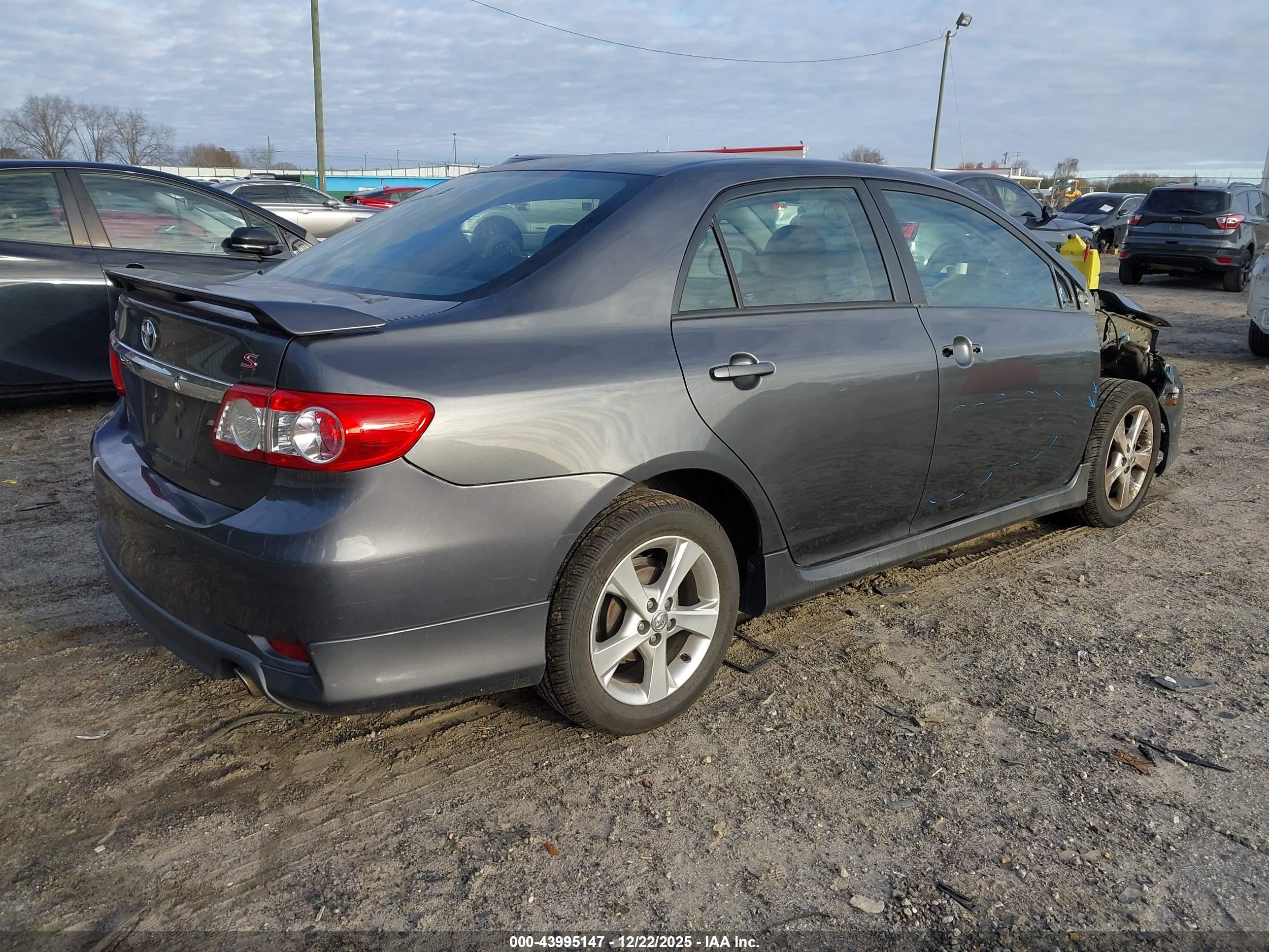 TOYOTA COROLLA image 4