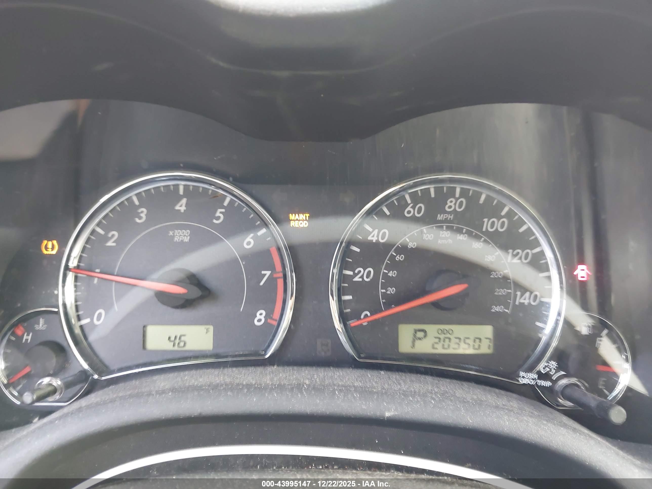 TOYOTA COROLLA image 7