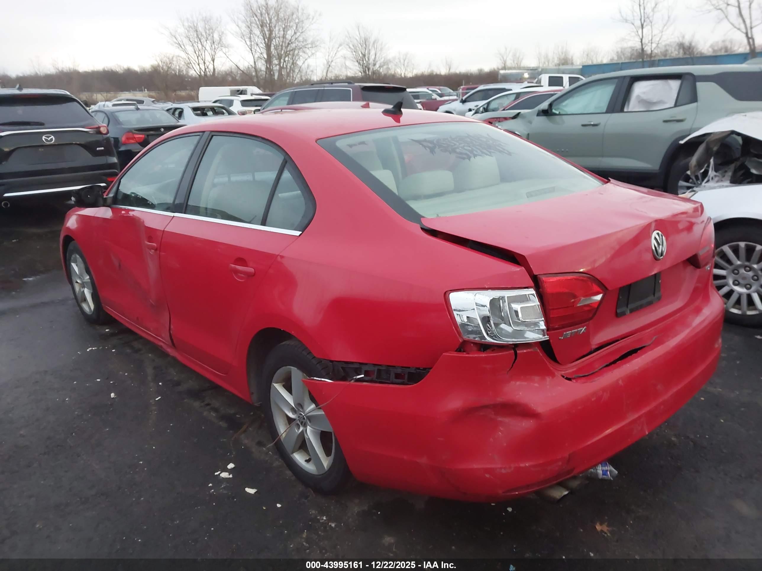 VOLKSWAGEN JETTA image 3