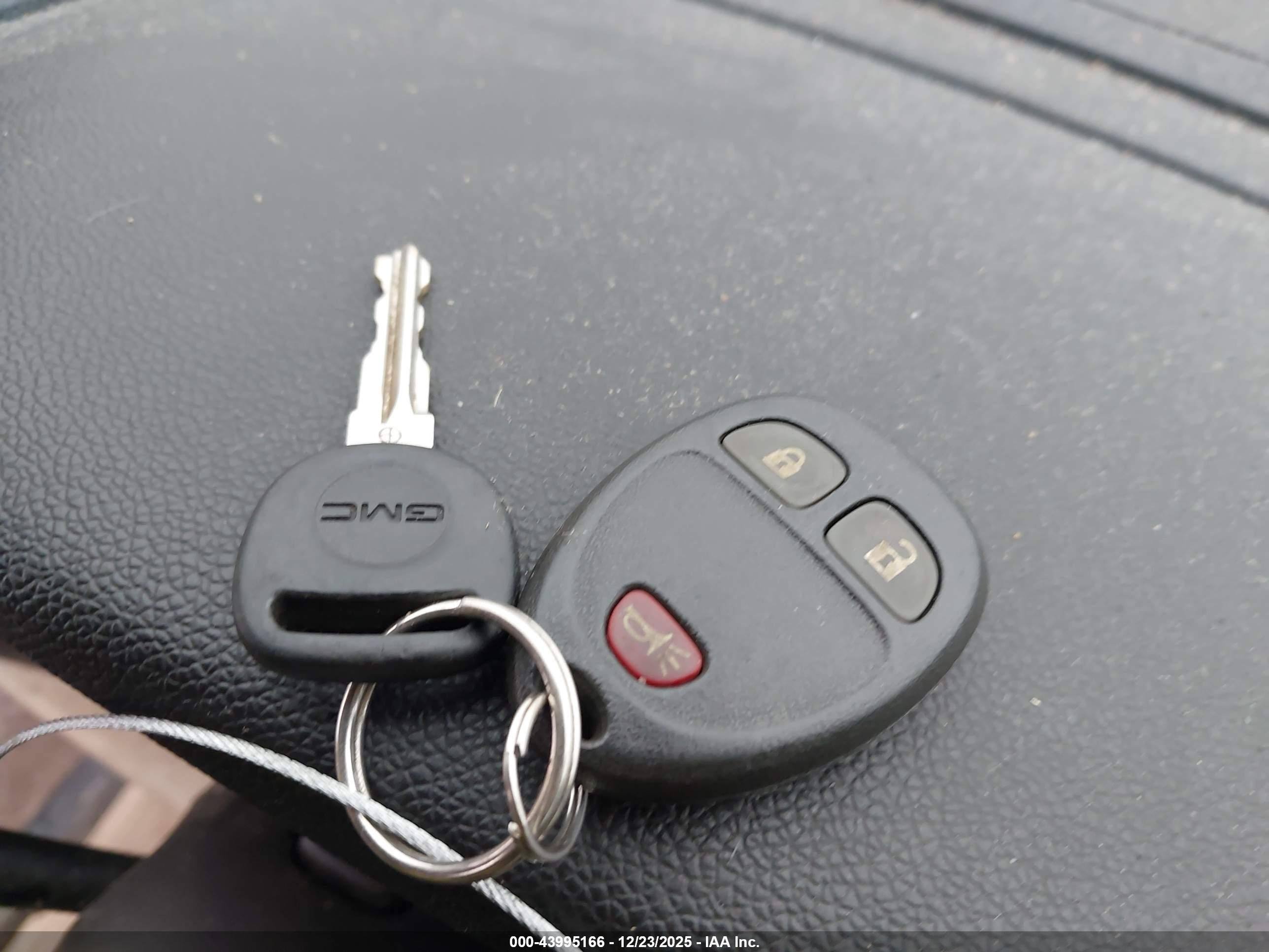 GMC SIERRA image 11