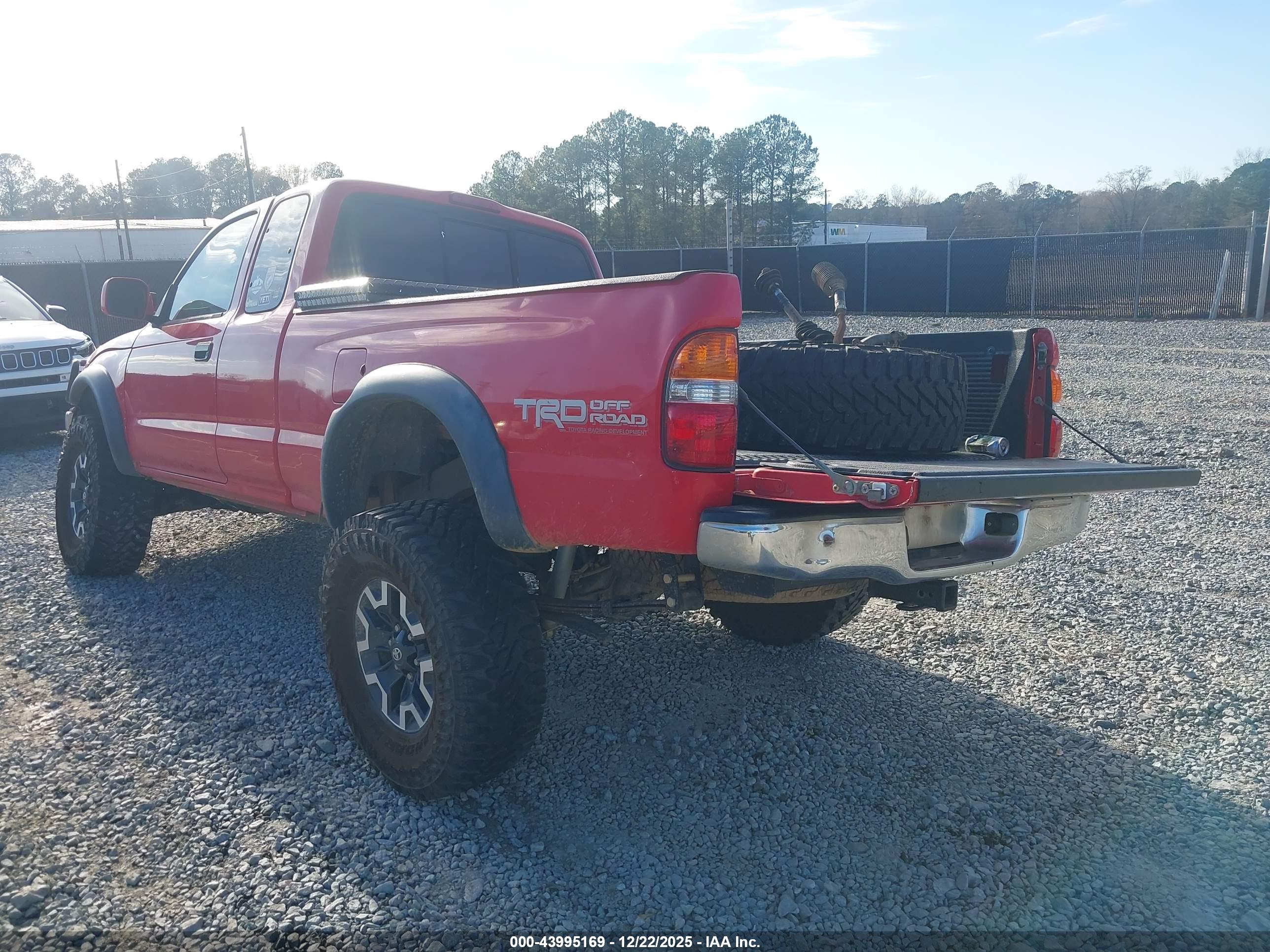 TOYOTA TACOMA image 3