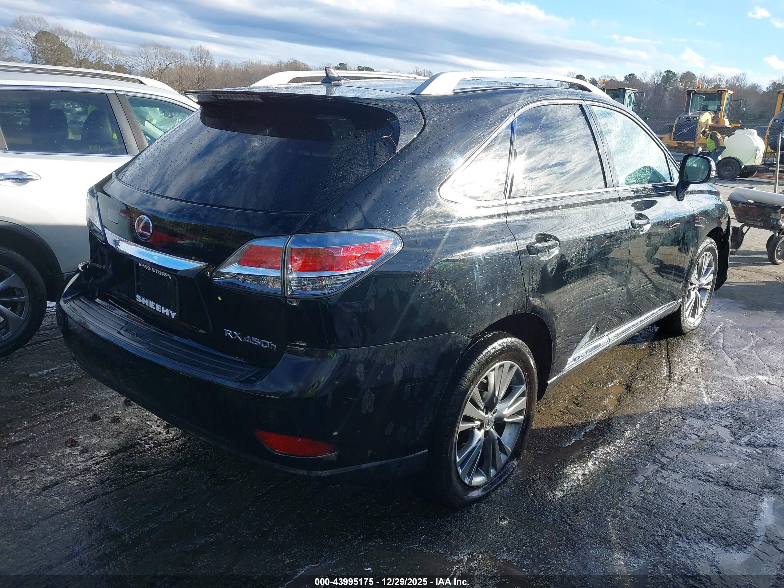 LEXUS RX image 4