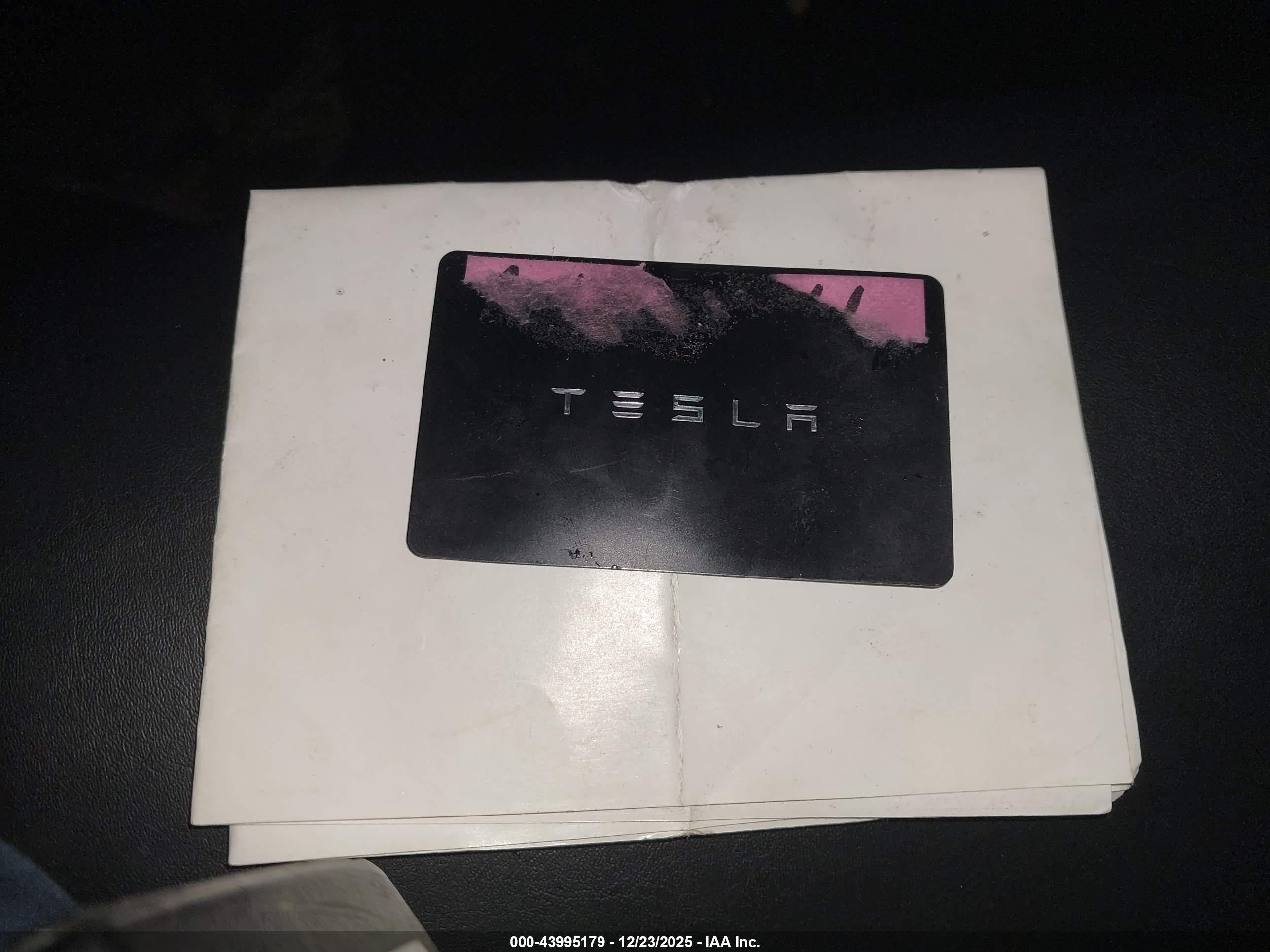 TESLA MODEL image 11