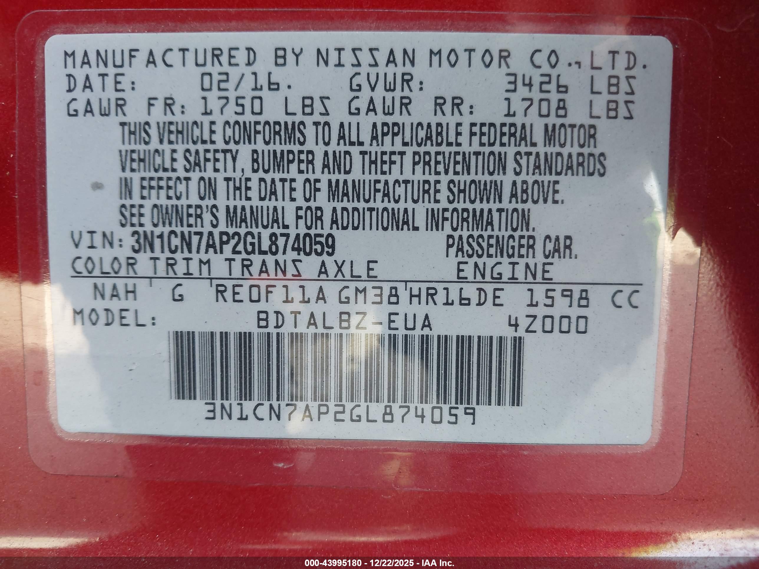 NISSAN VERSA image 9