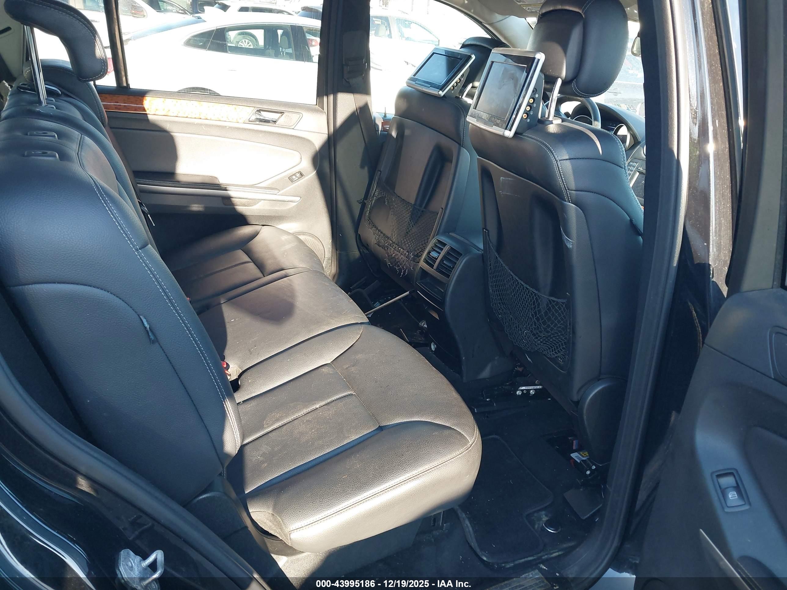 MERCEDES-BENZ GL image 8
