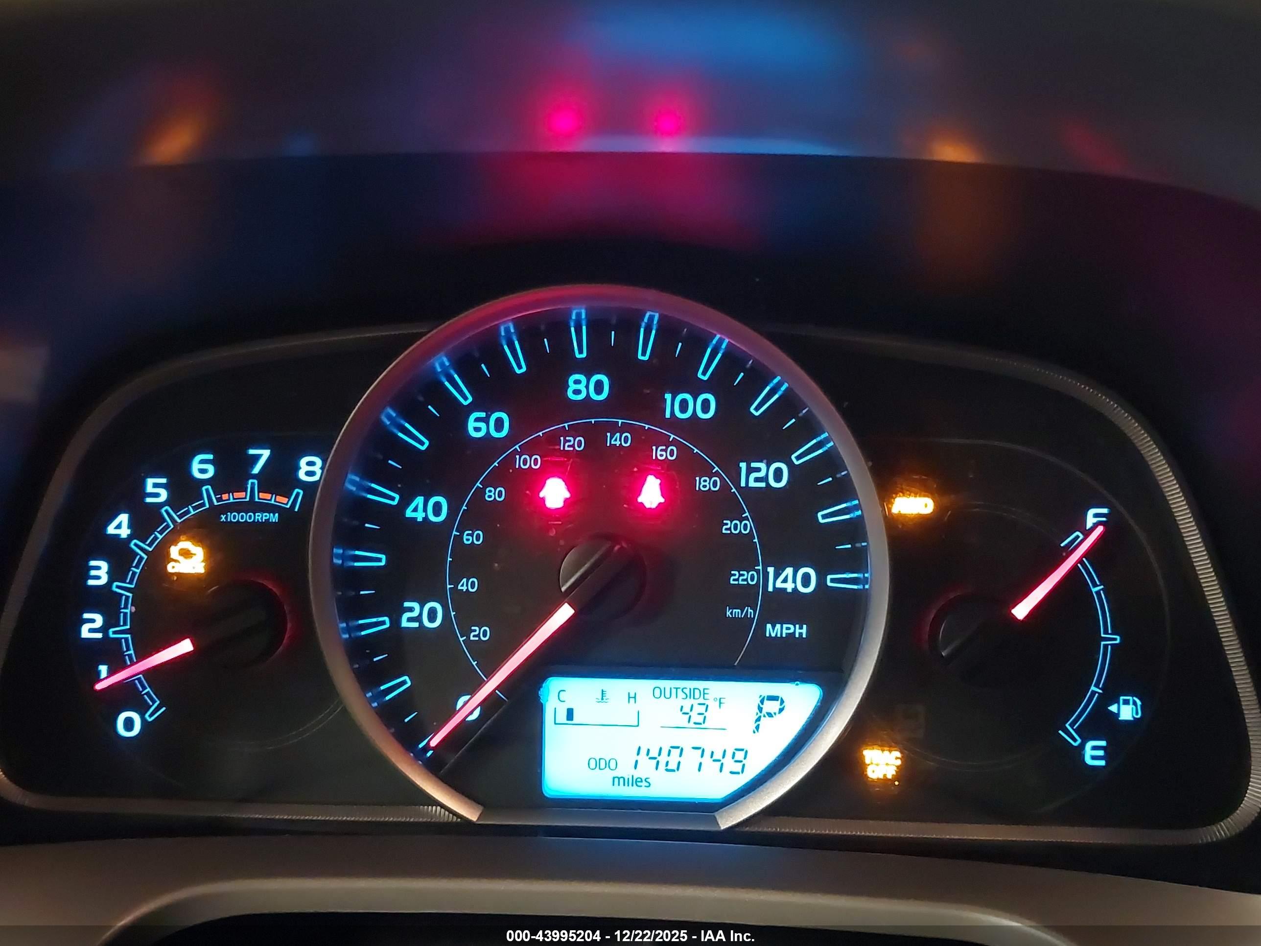 TOYOTA RAV4 image 7