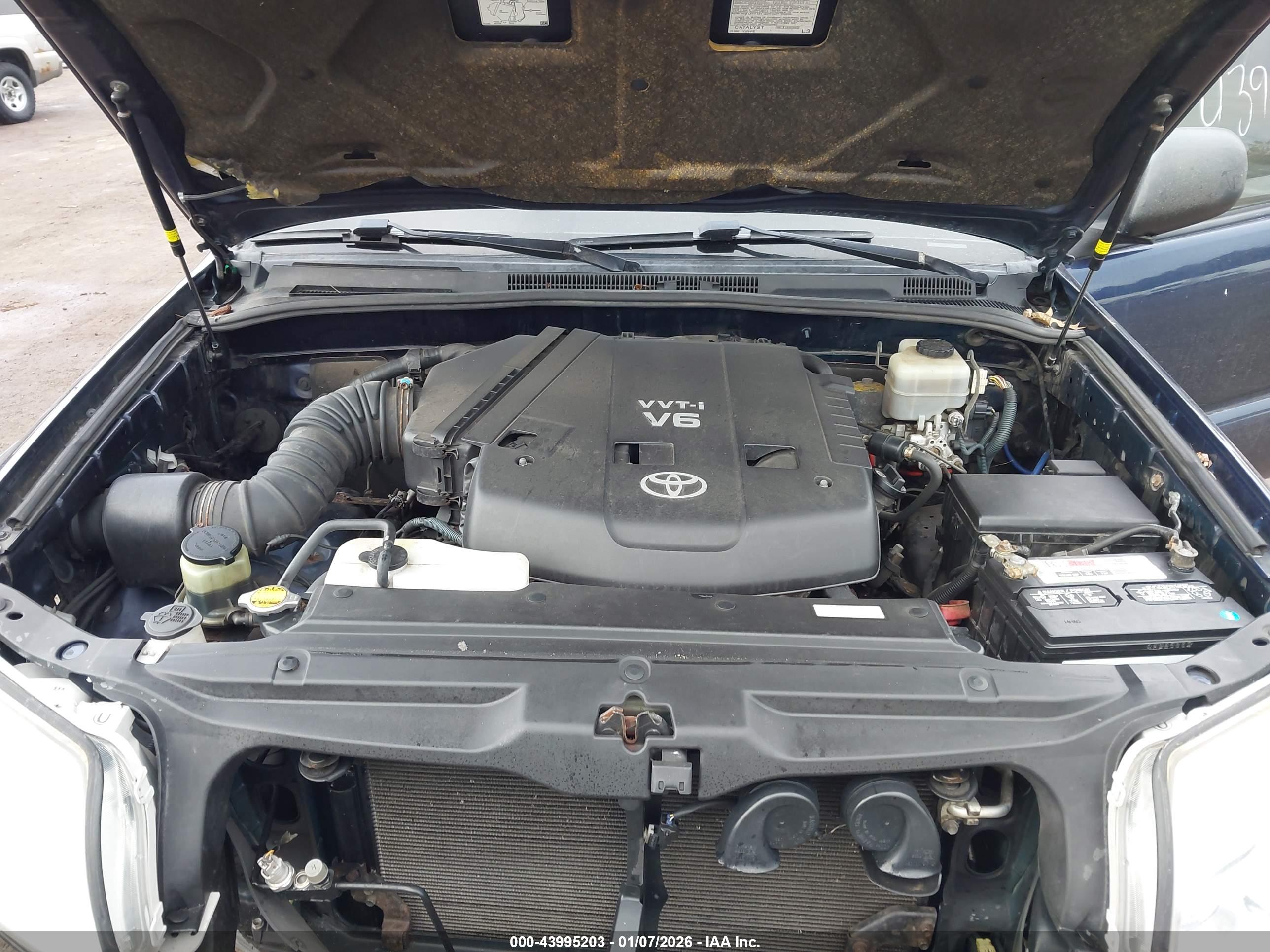 TOYOTA 4RUNNER image 10