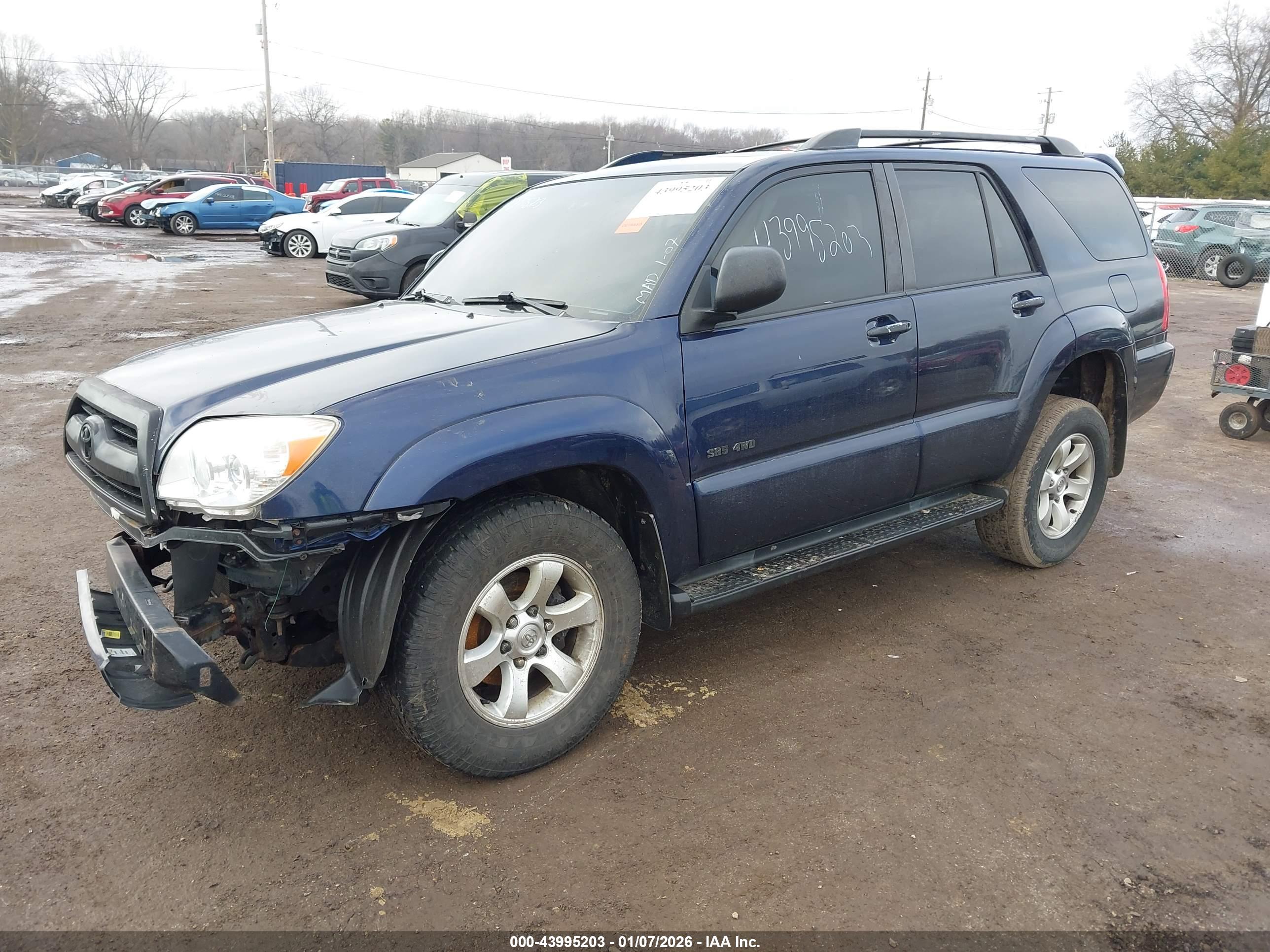 TOYOTA 4RUNNER image 2