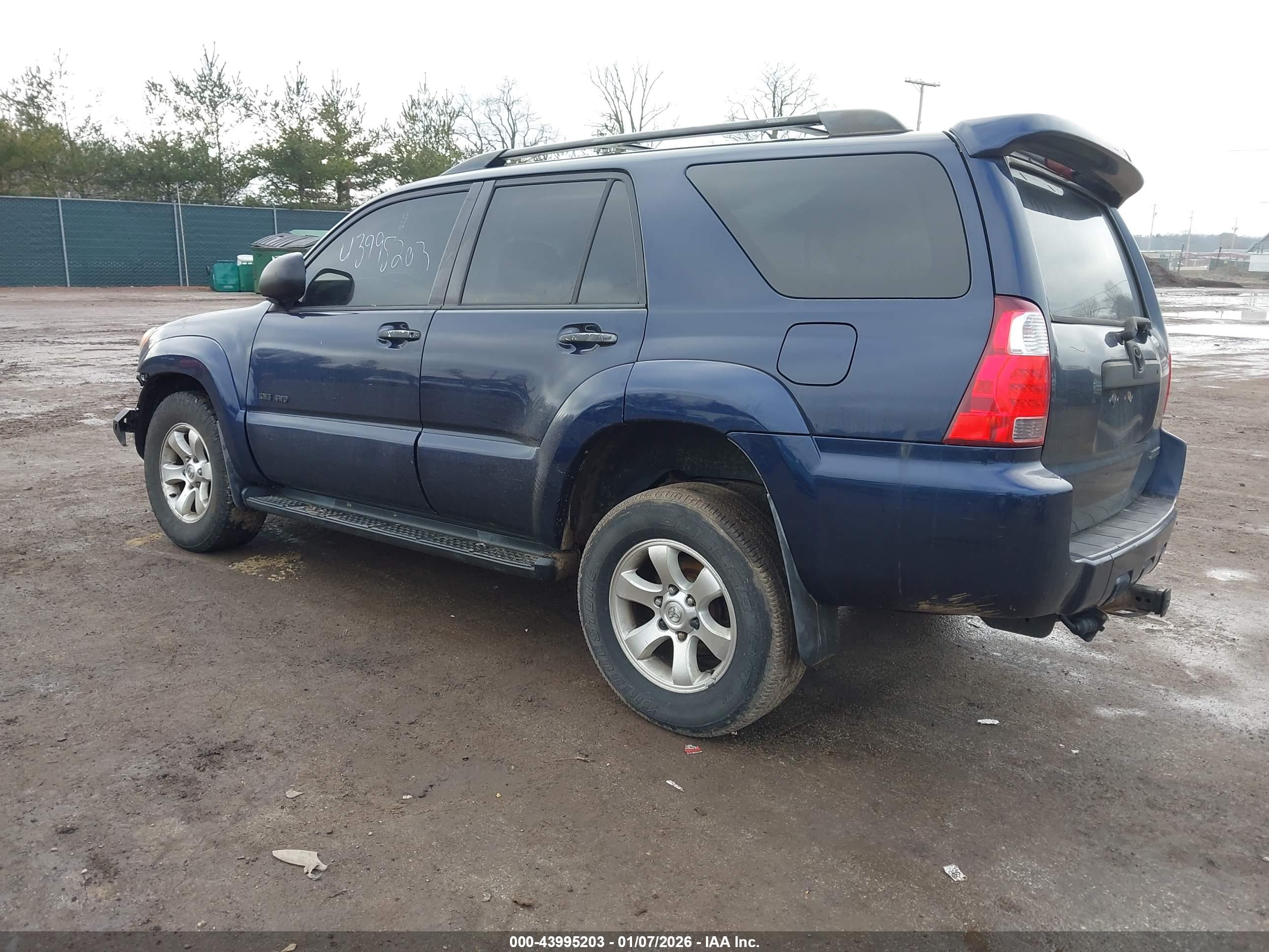 TOYOTA 4RUNNER image 3