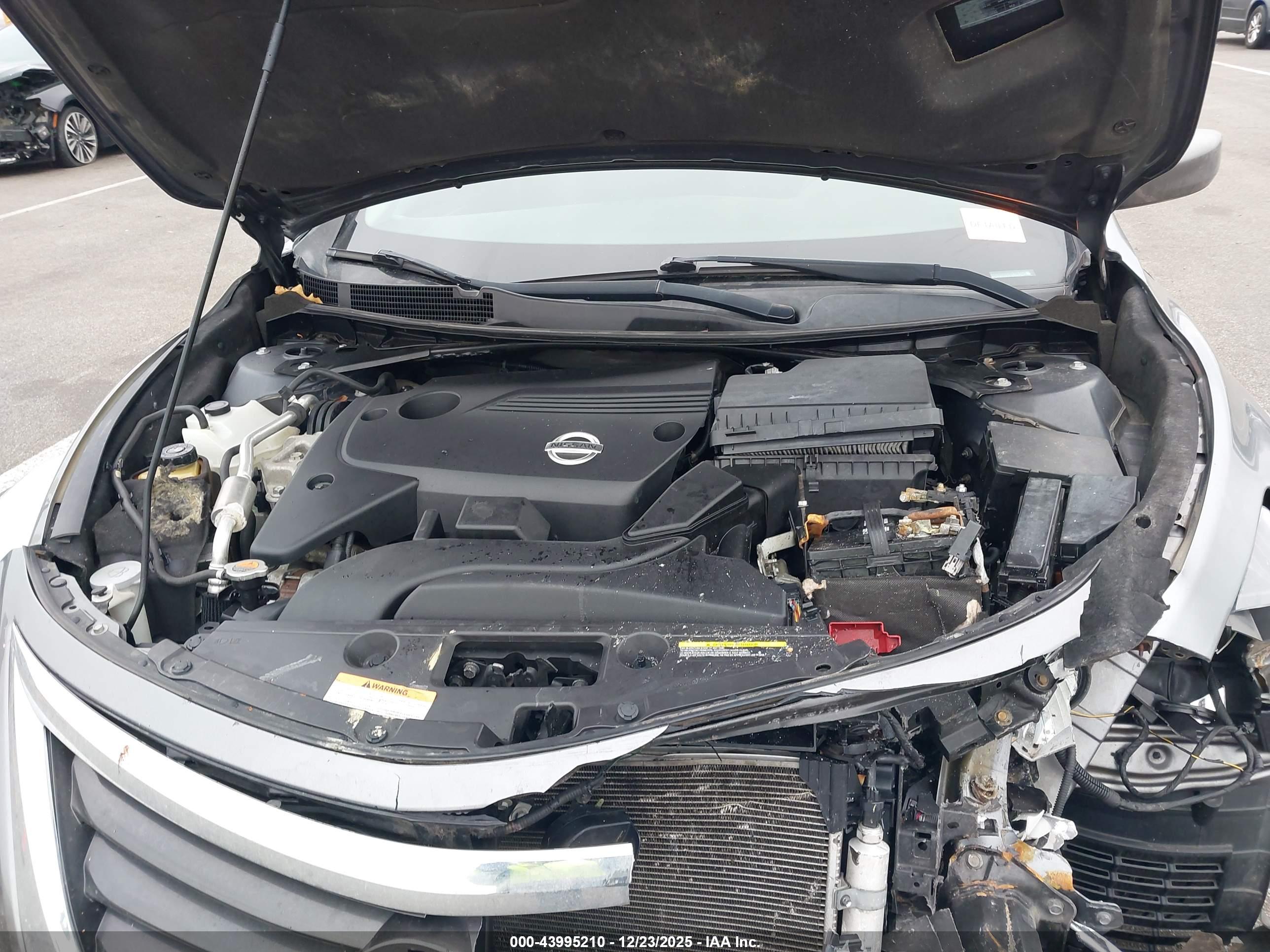 NISSAN ALTIMA image 10