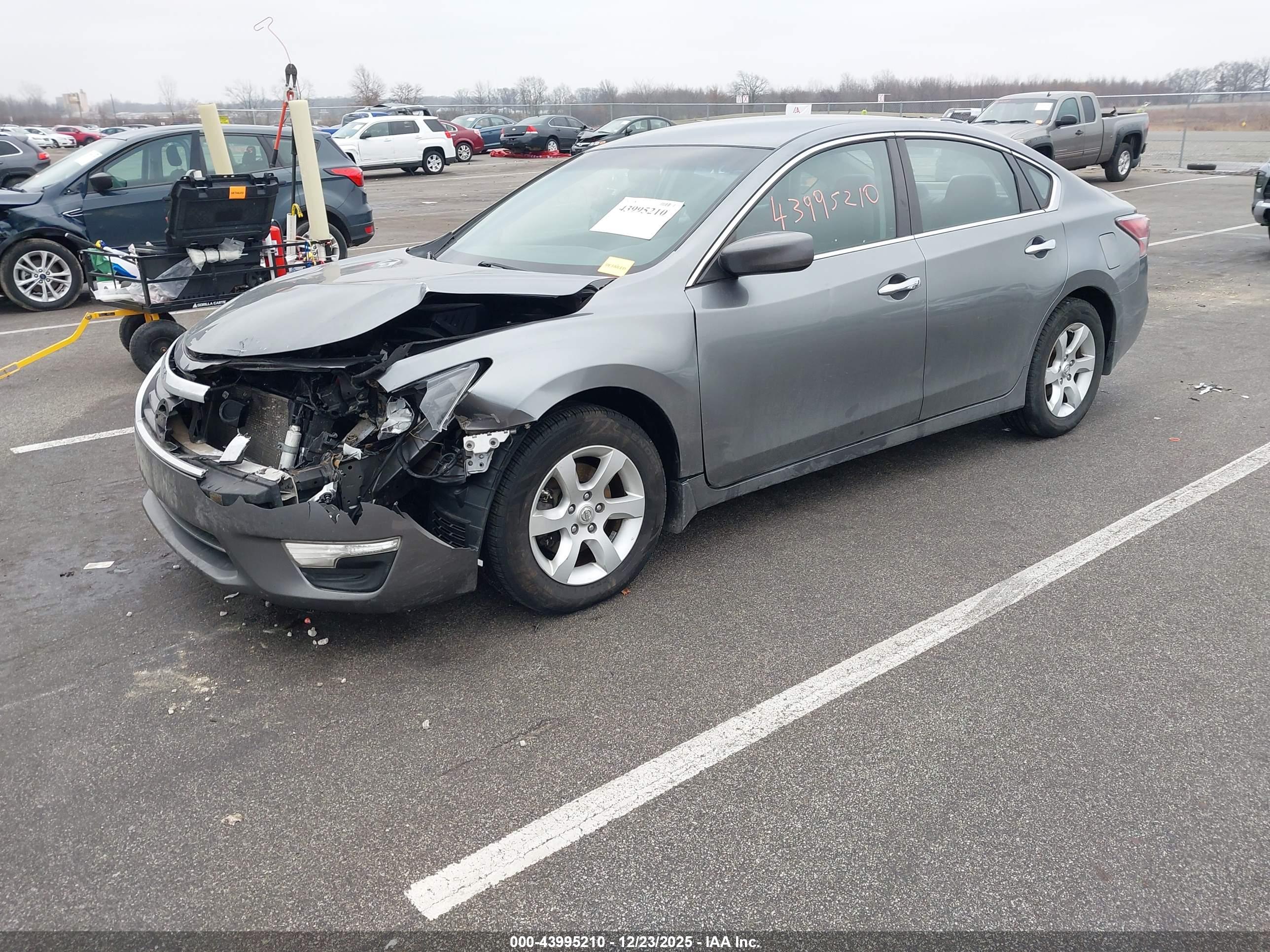 NISSAN ALTIMA image 2