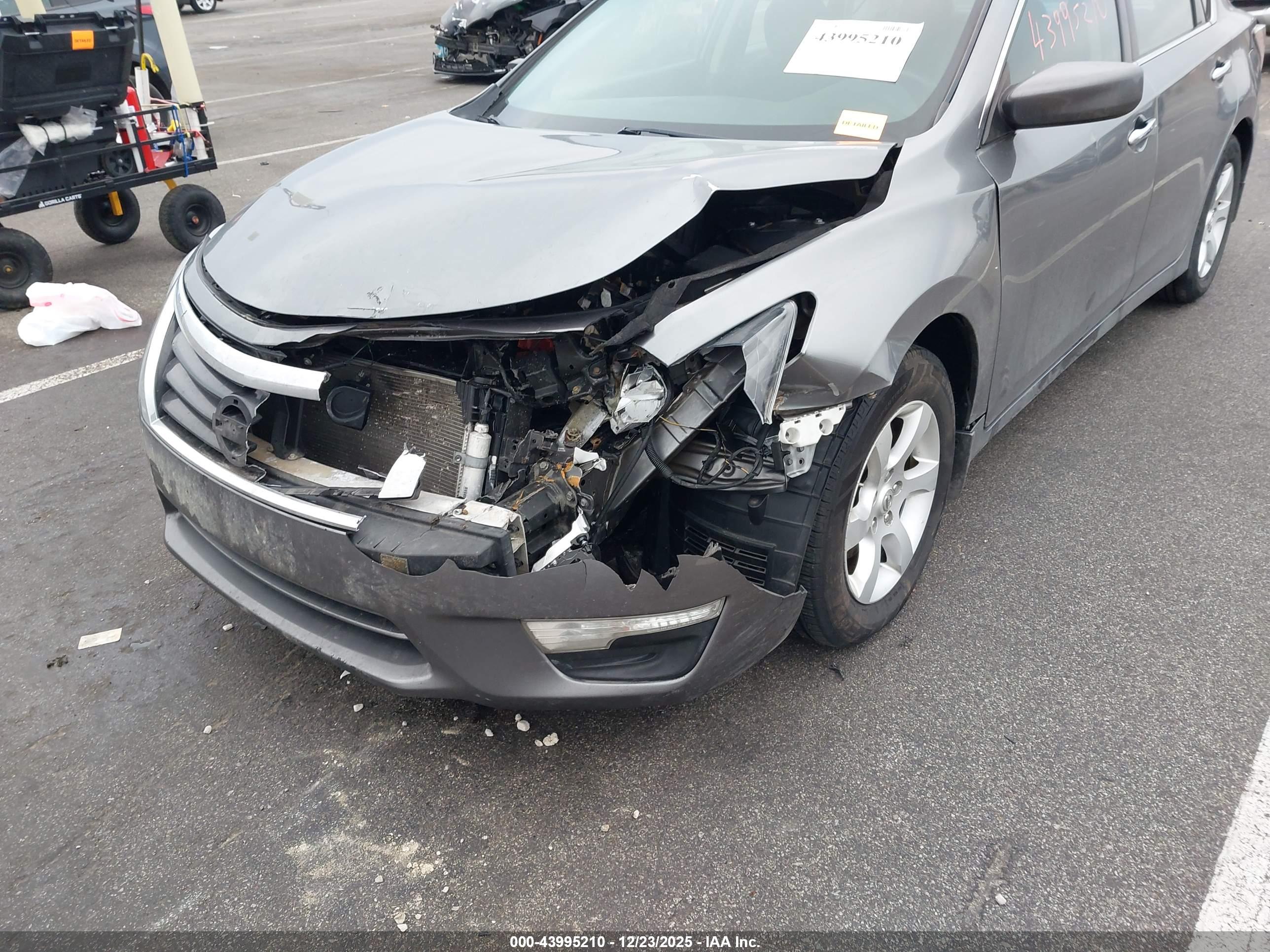 NISSAN ALTIMA image 6