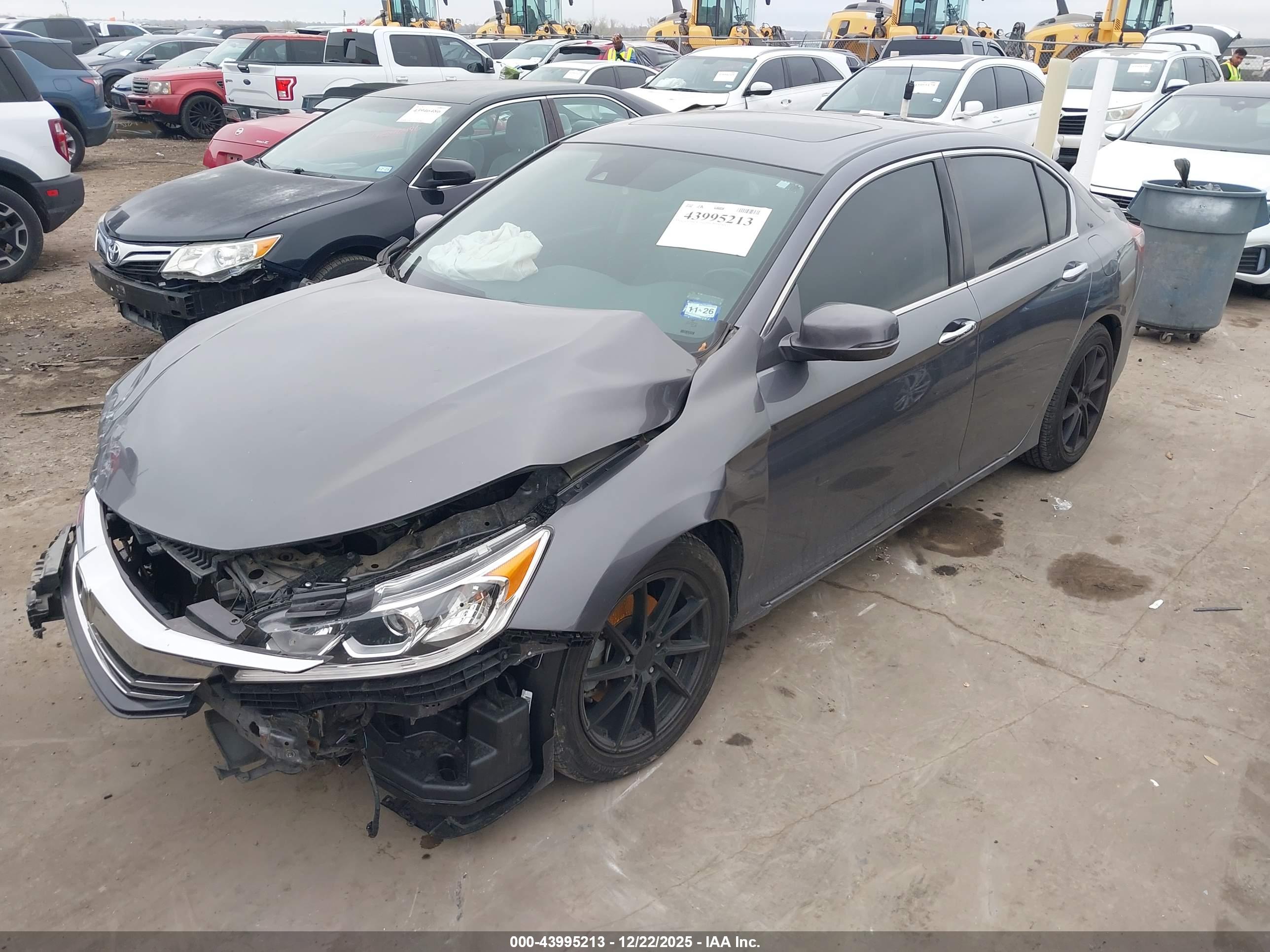 HONDA ACCORD image 2