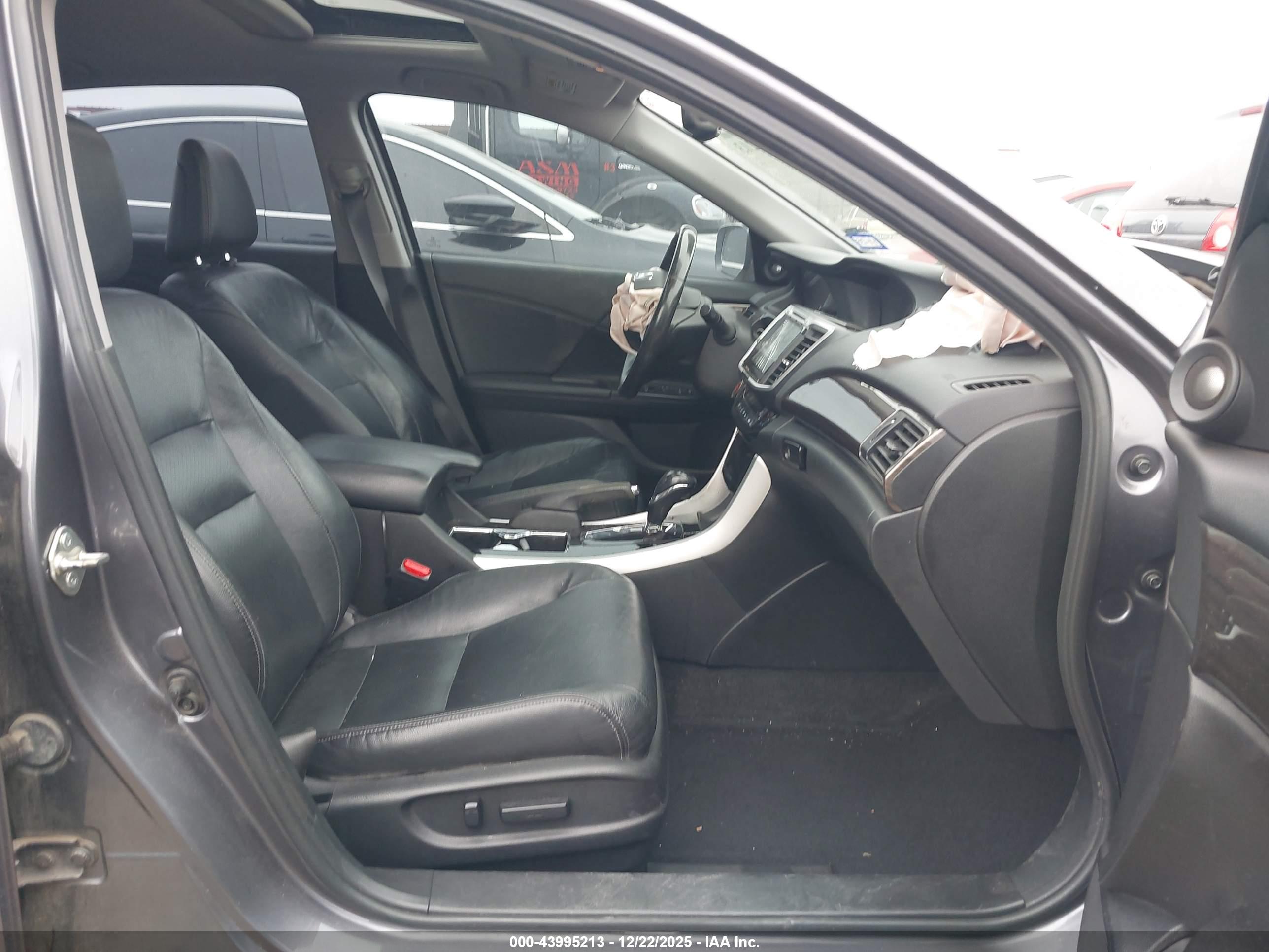 HONDA ACCORD image 5
