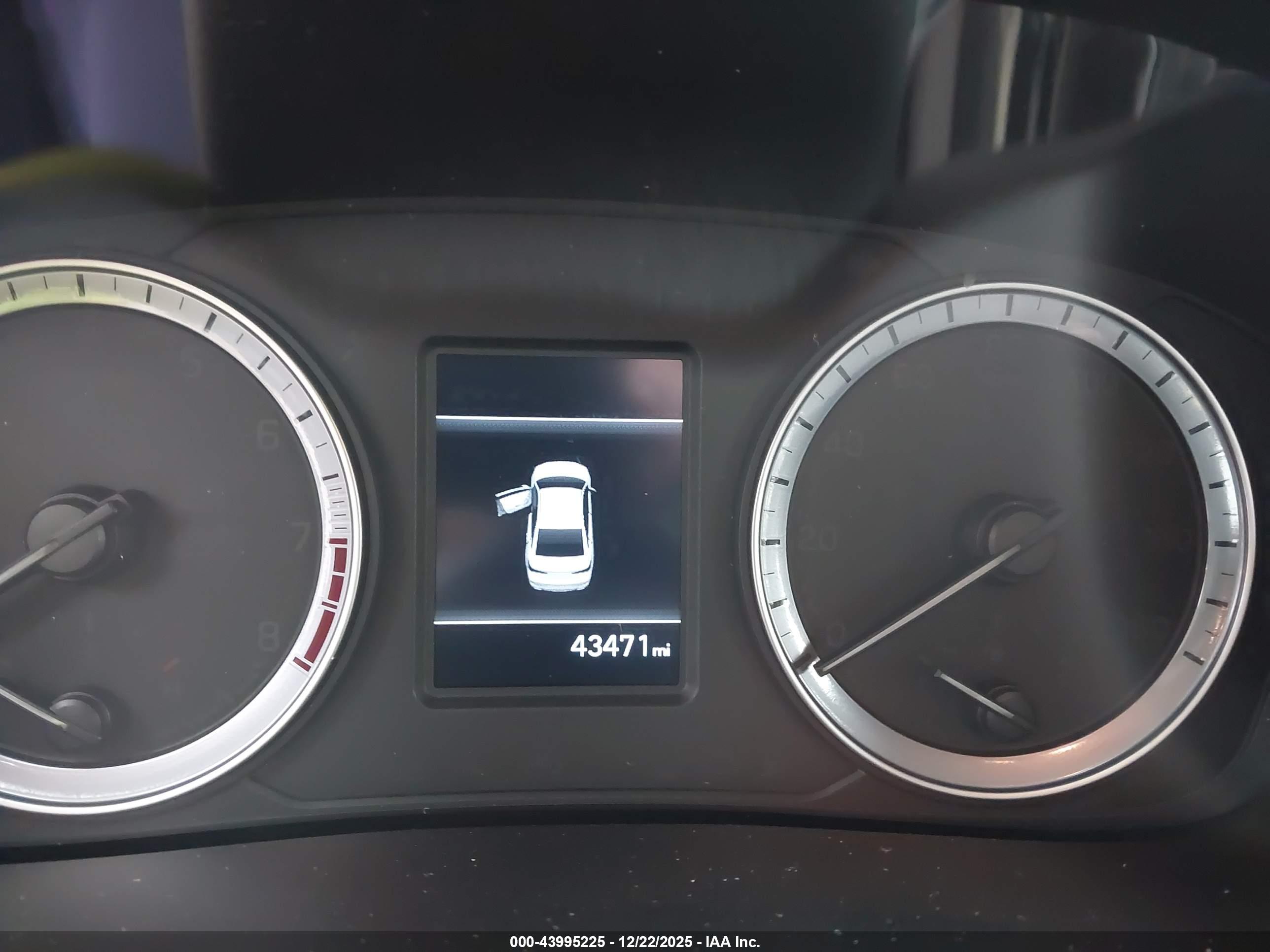 HYUNDAI SONATA image 7