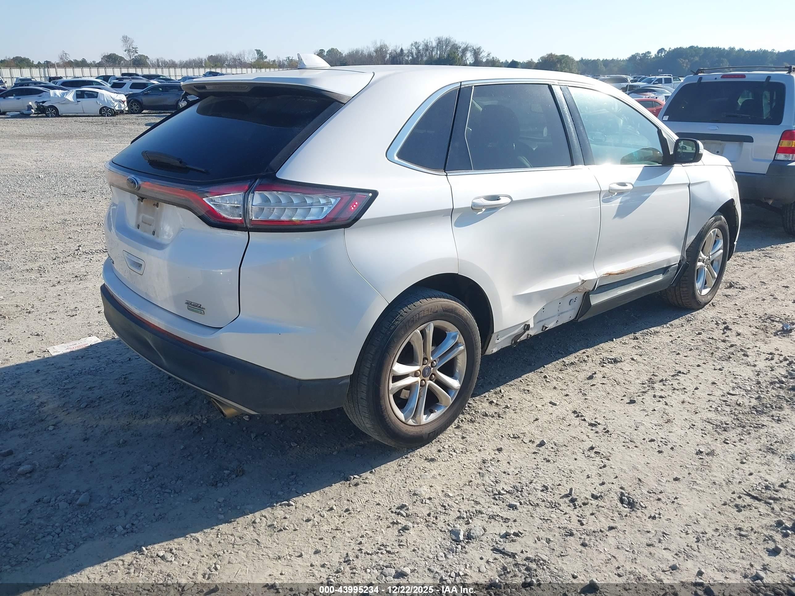 FORD EDGE image 4