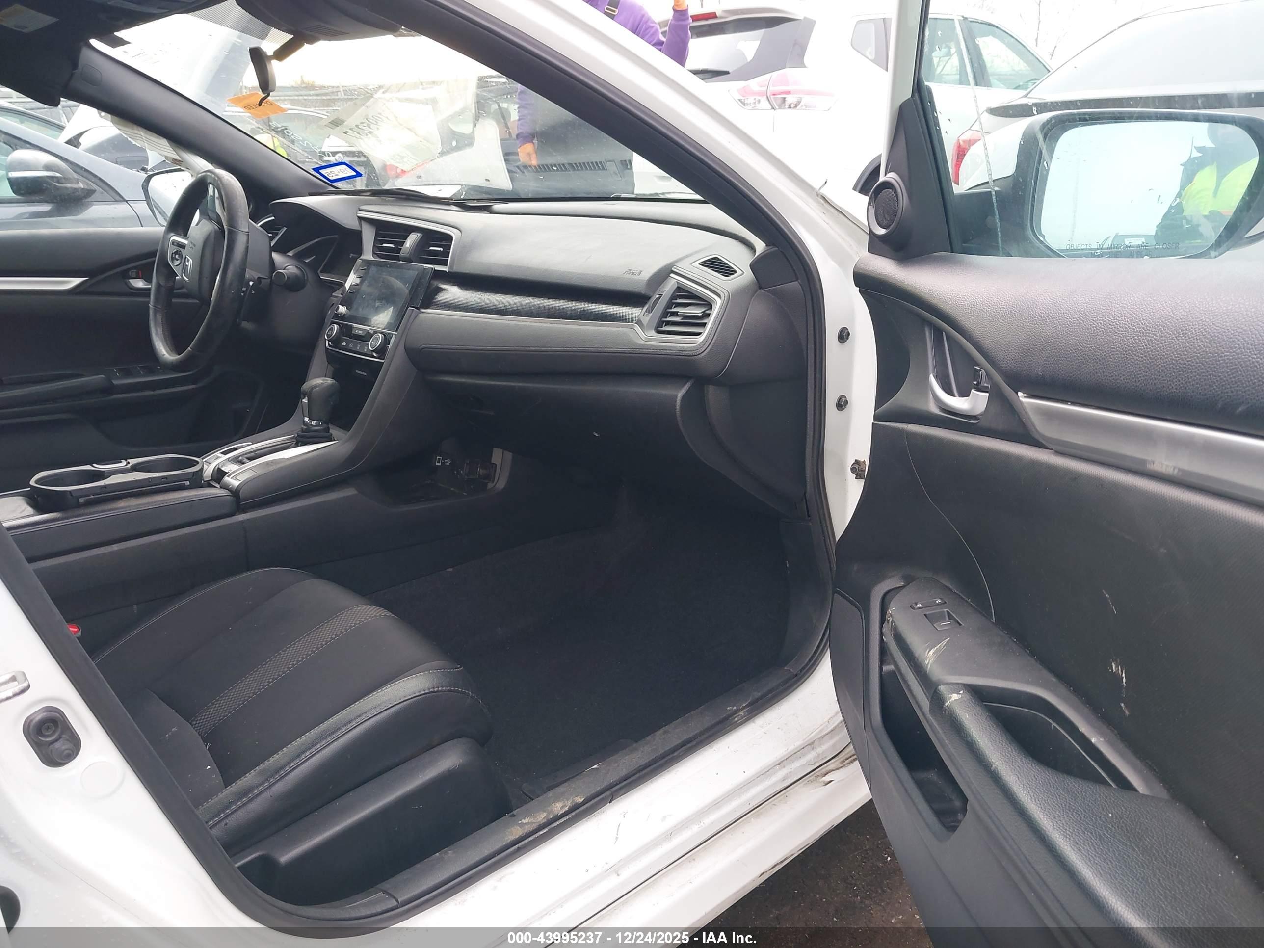 HONDA CIVIC image 5