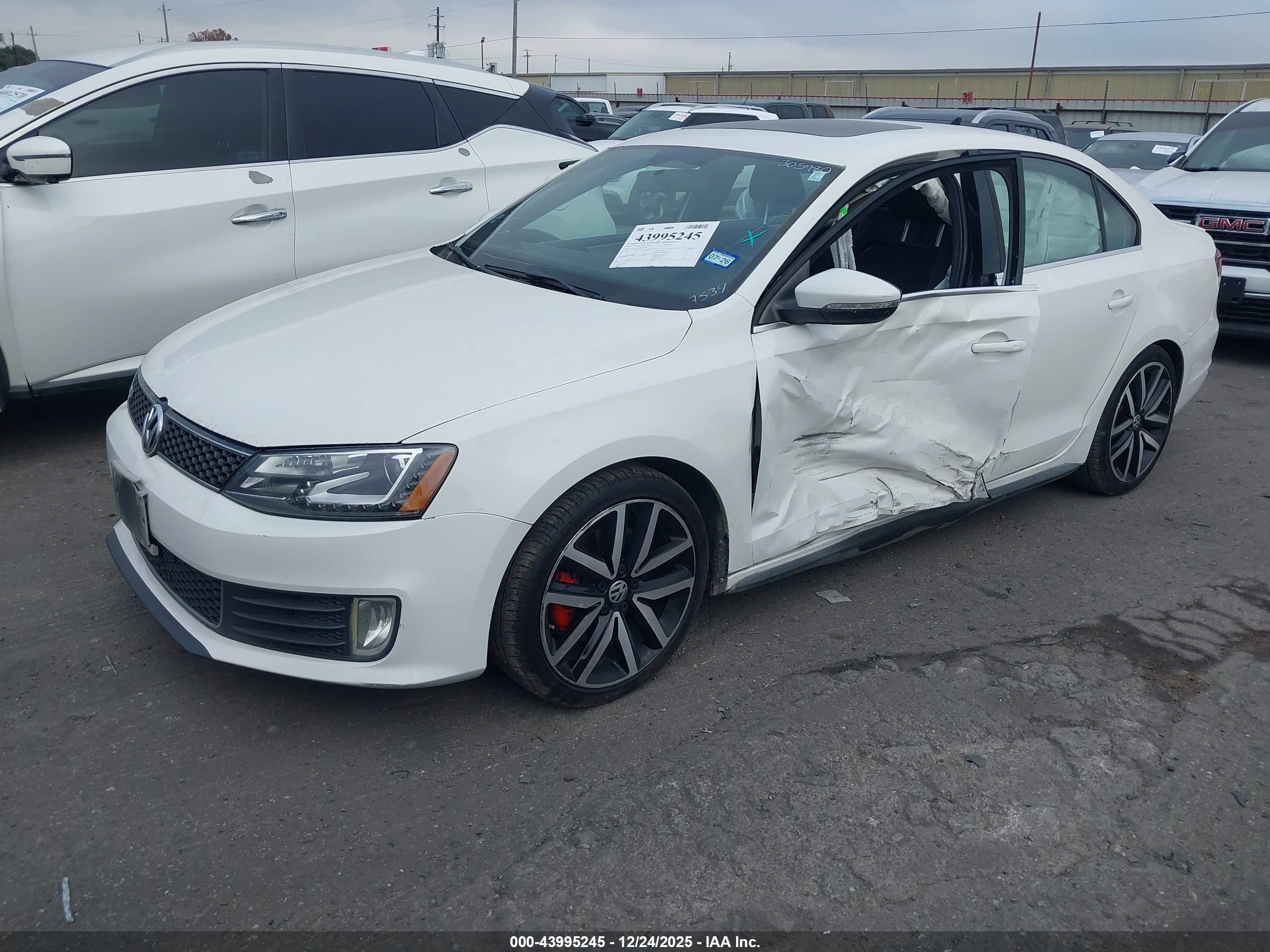 VOLKSWAGEN JETTA image 2