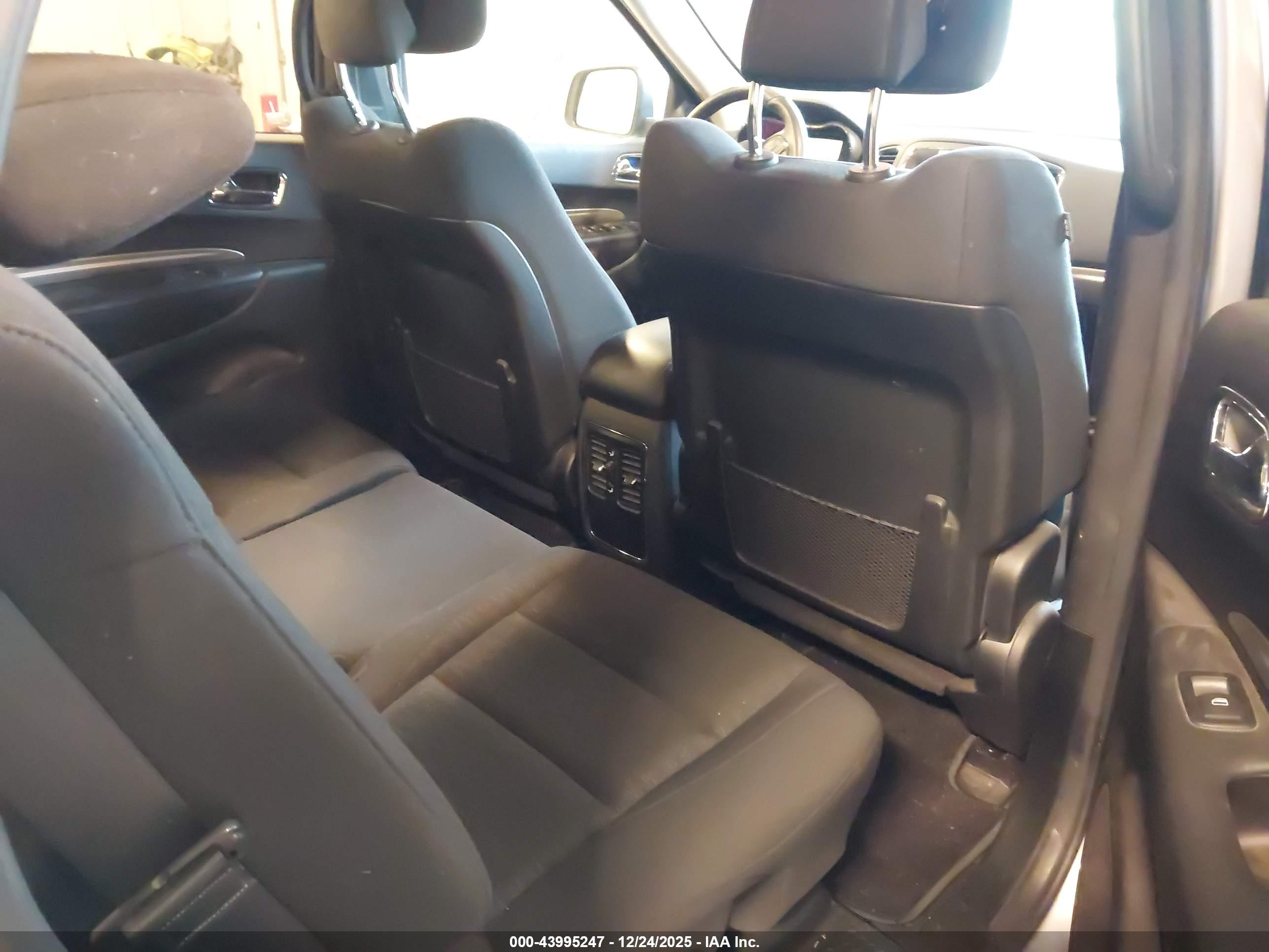 DODGE DURANGO image 8