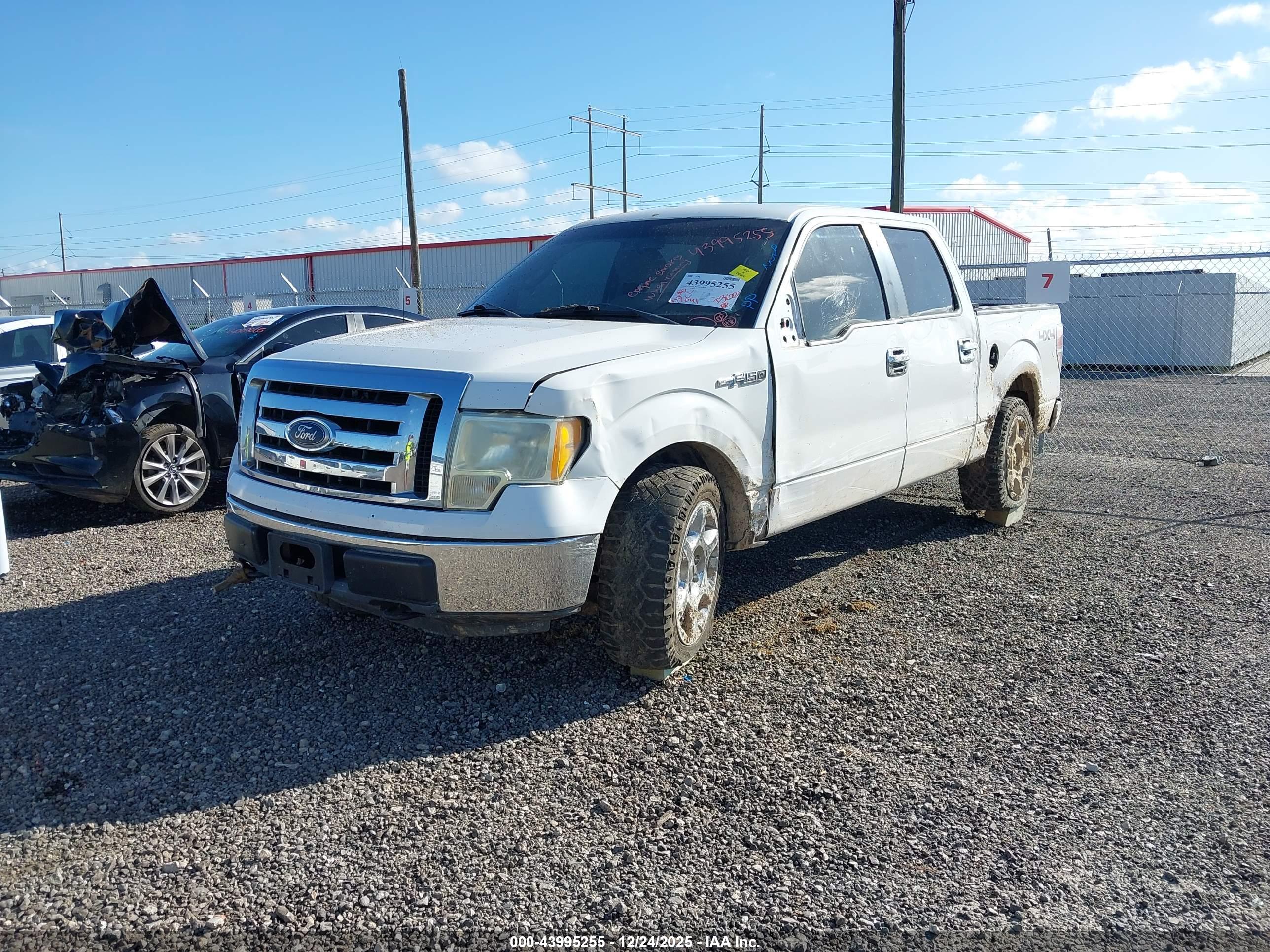FORD F-150 image 2