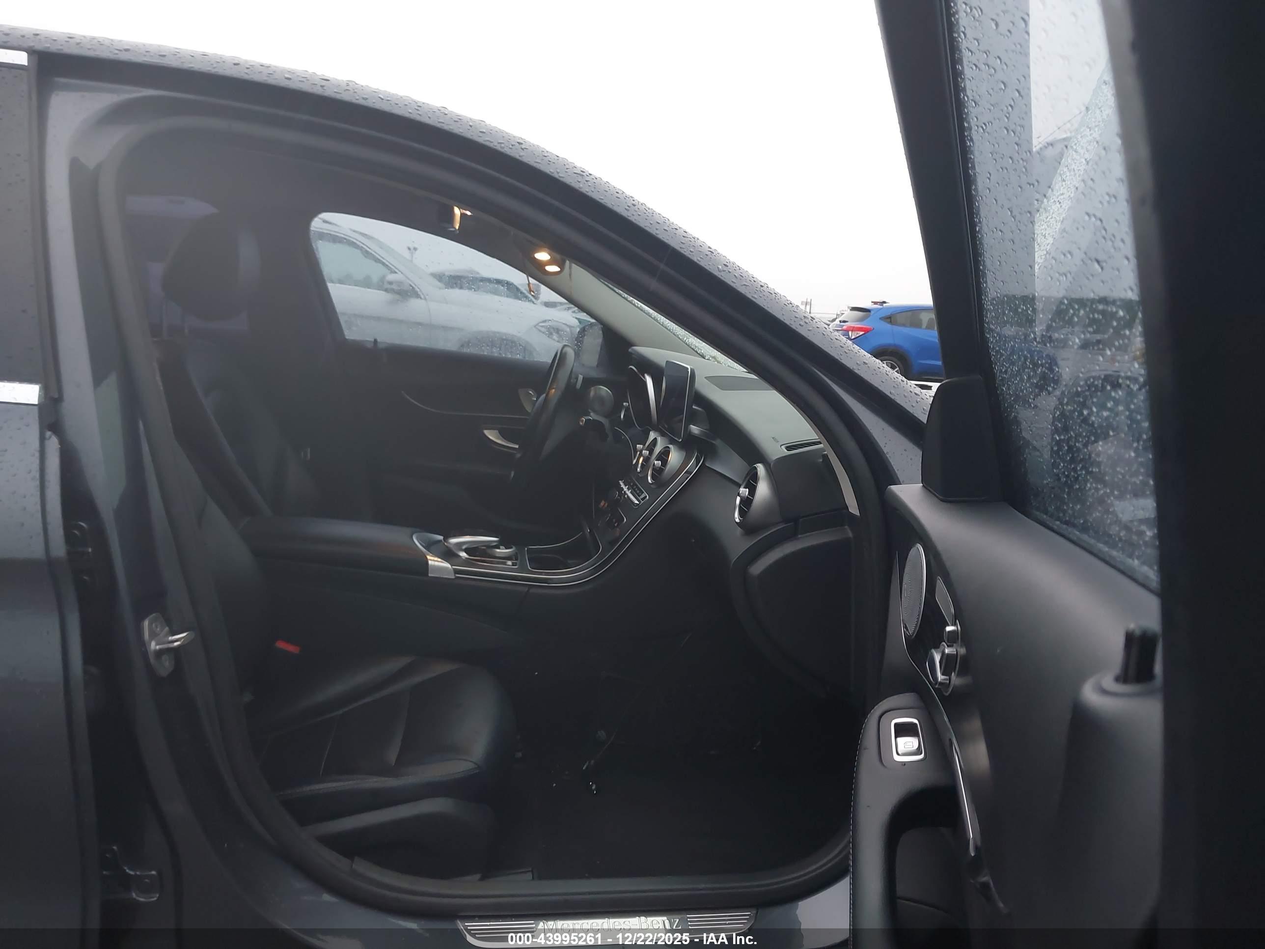 MERCEDES-BENZ C image 5