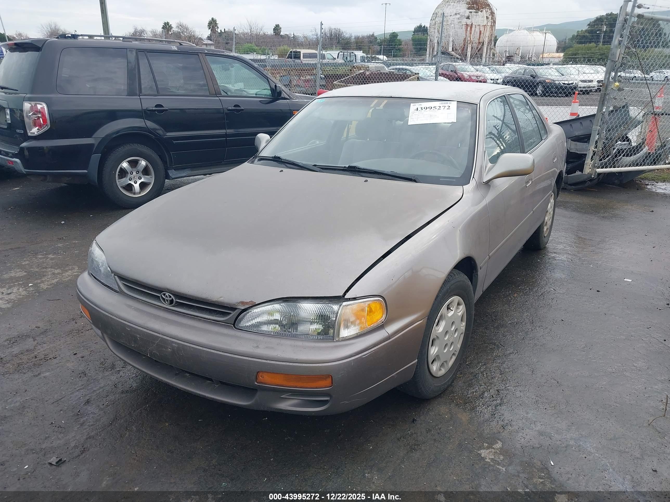 TOYOTA CAMRY image 6