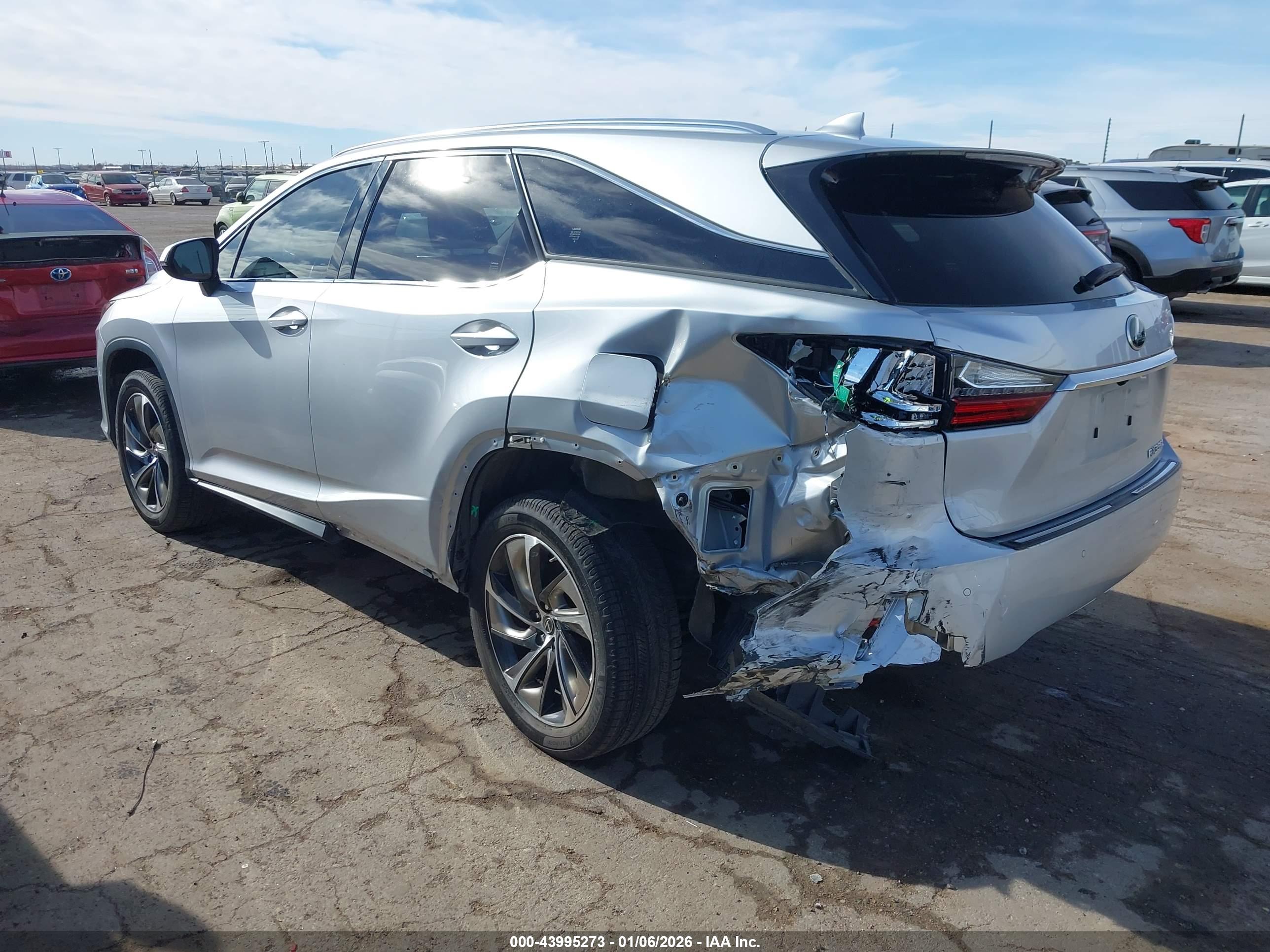 LEXUS RX image 3