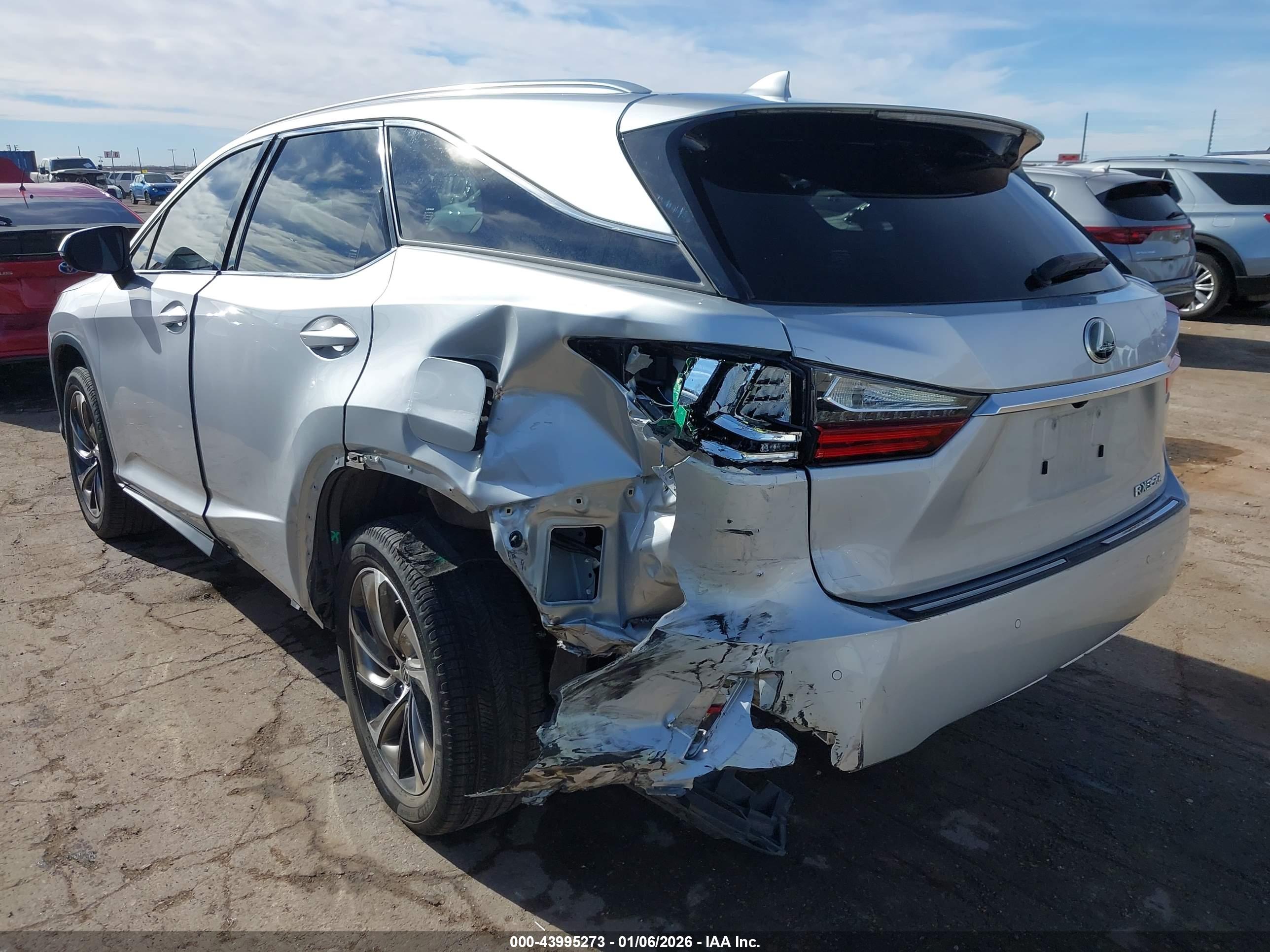 LEXUS RX image 6