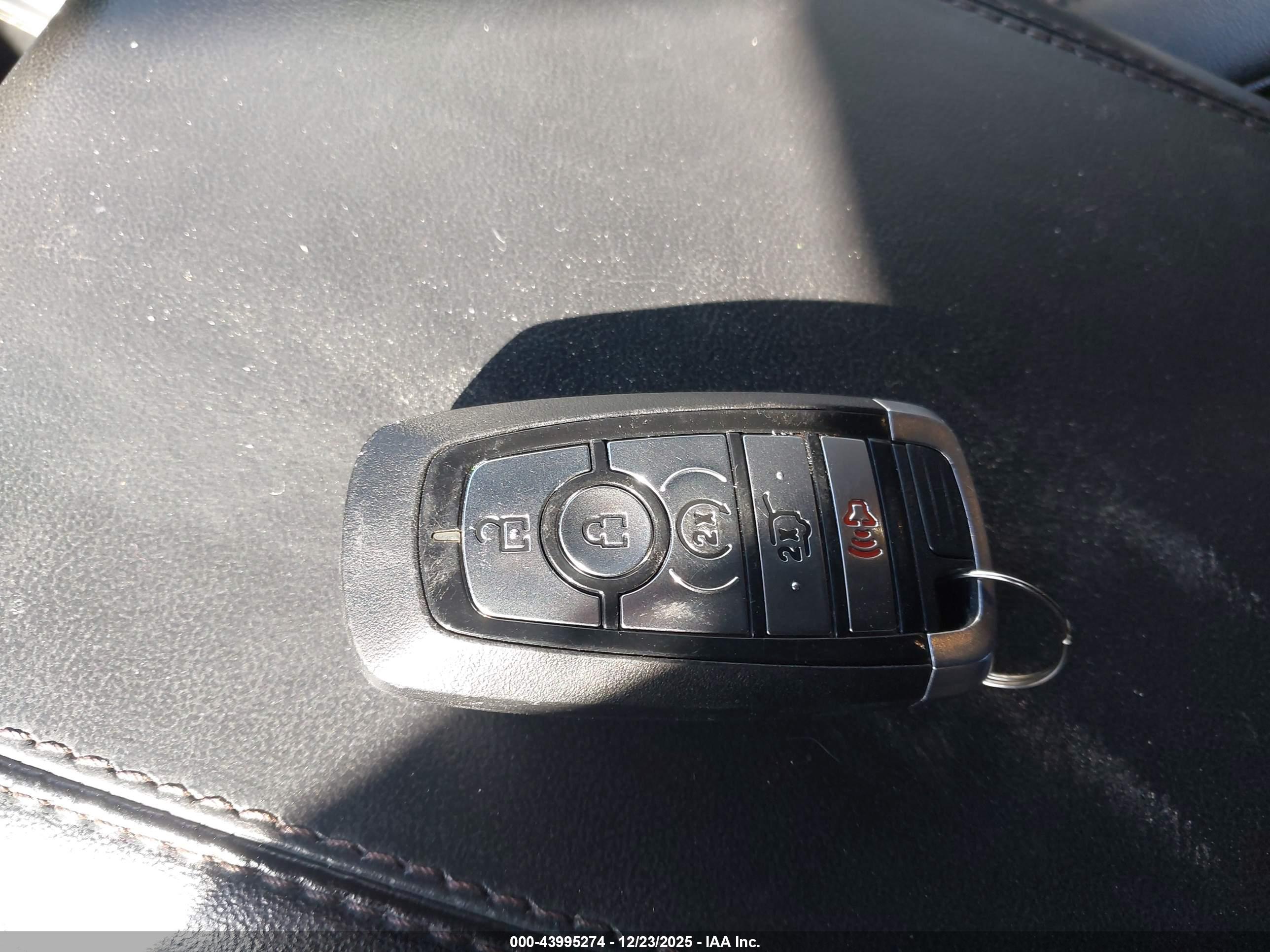 FORD EXPLORER image 11