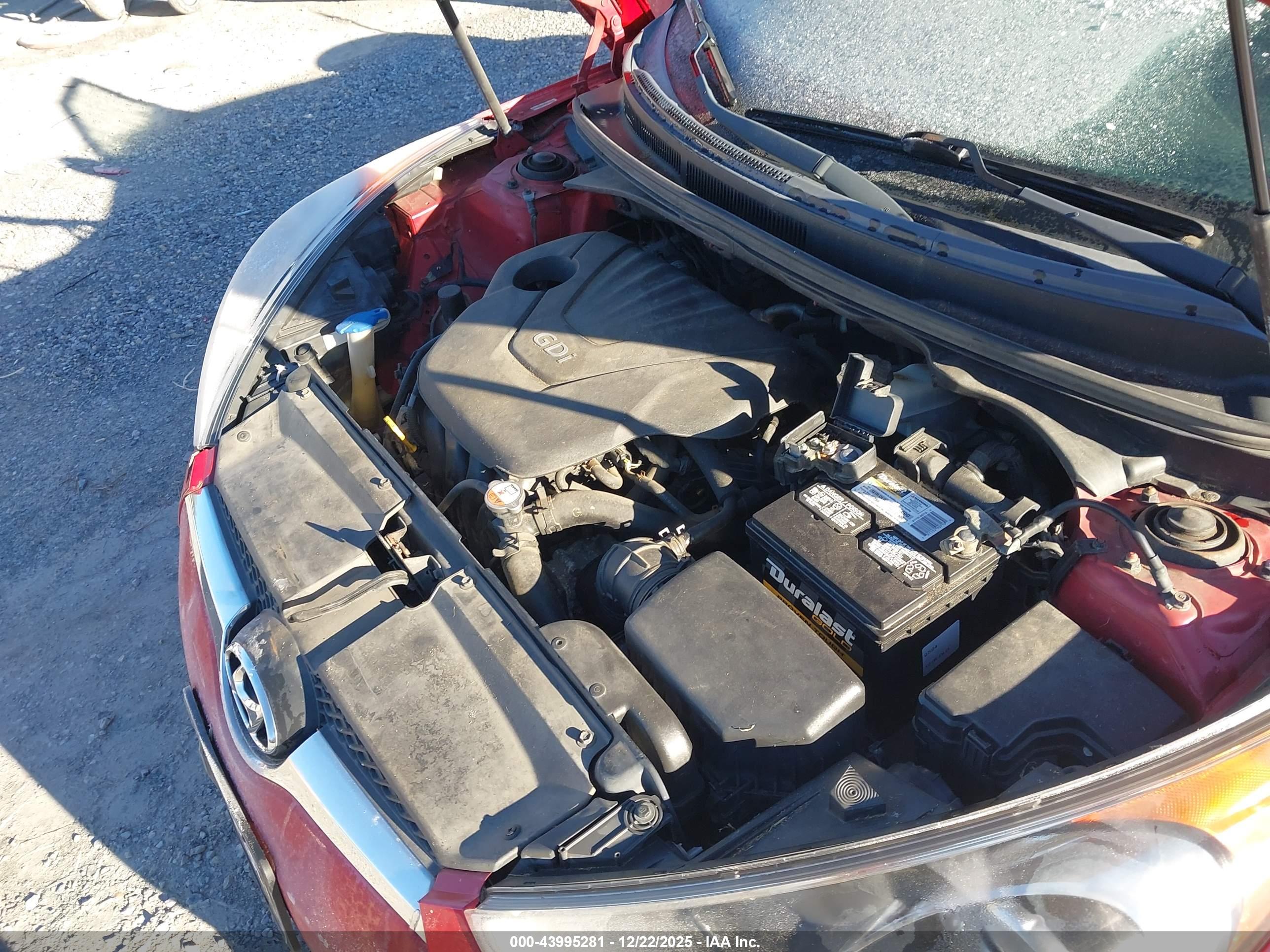 HYUNDAI VELOSTER image 10