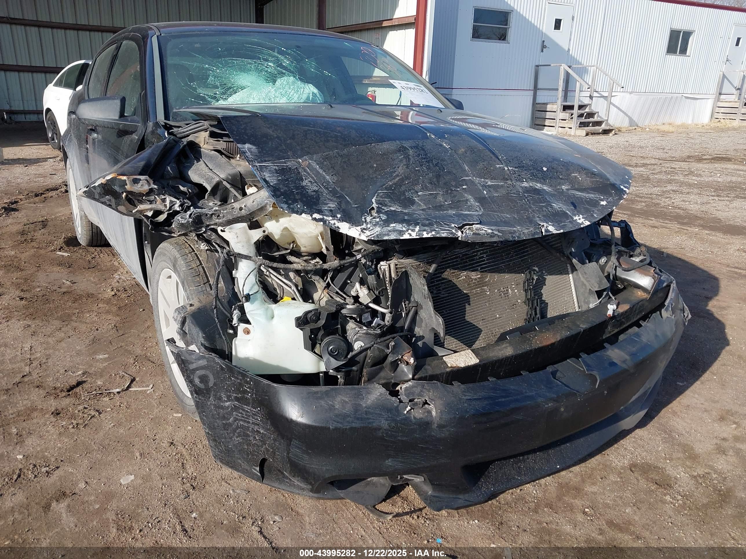 DODGE AVENGER image 6