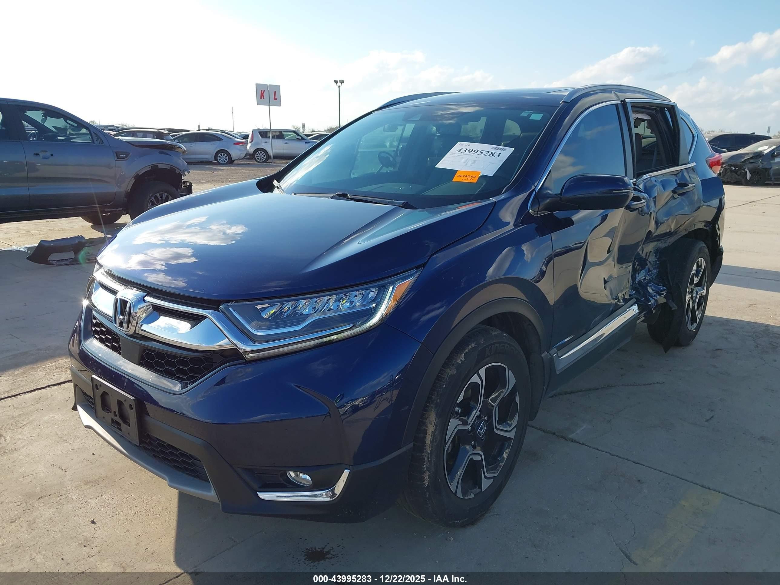 HONDA CR-V image 2