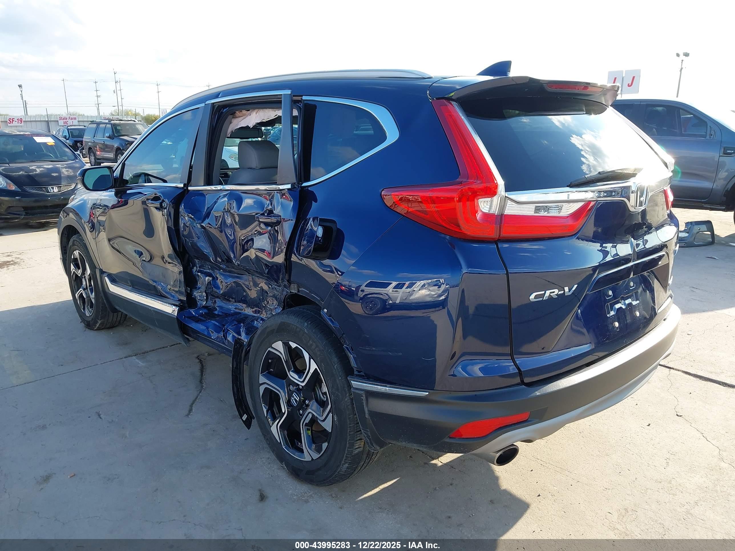 HONDA CR-V image 3