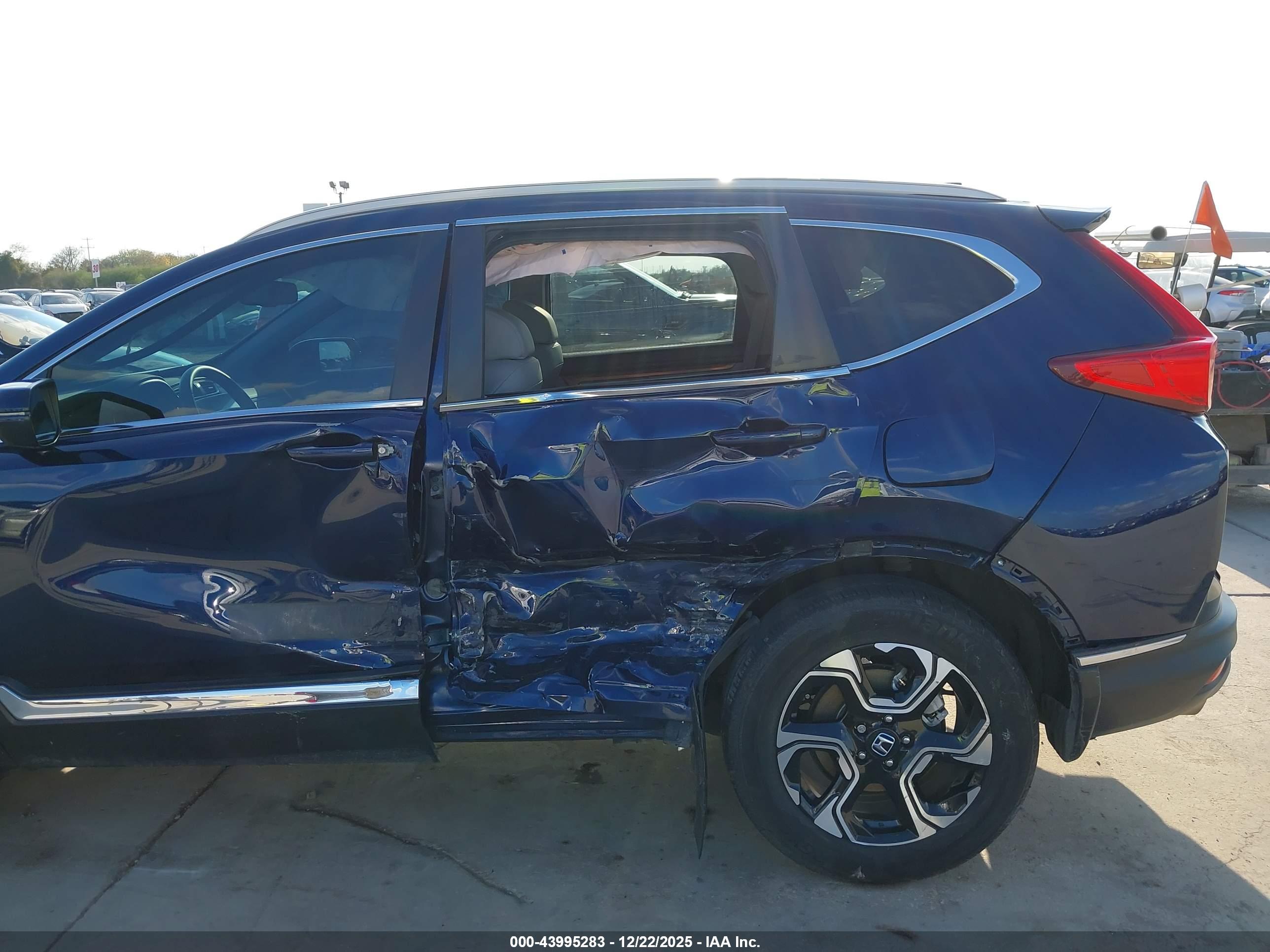 HONDA CR-V image 6