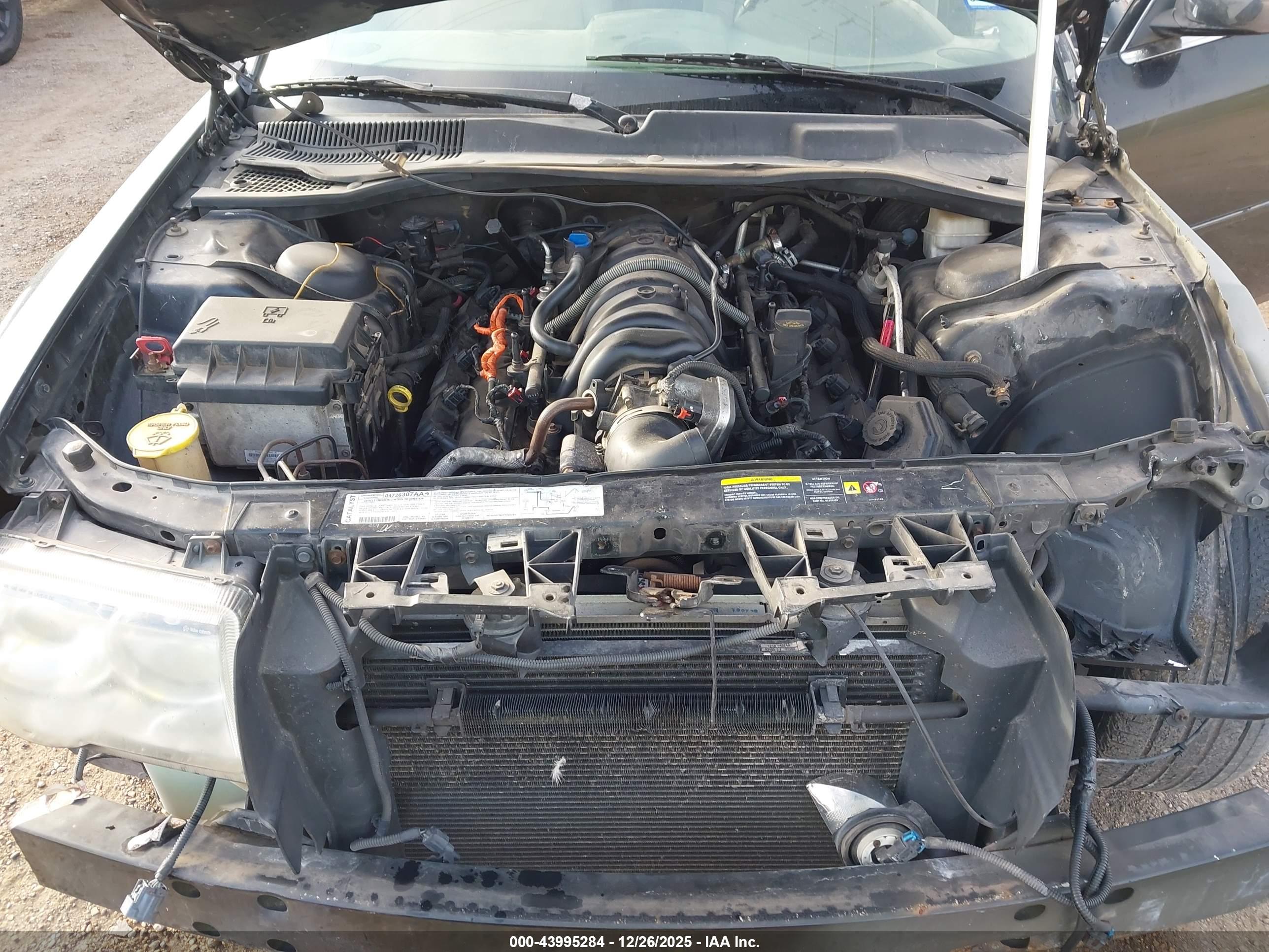 CHRYSLER 300C image 10