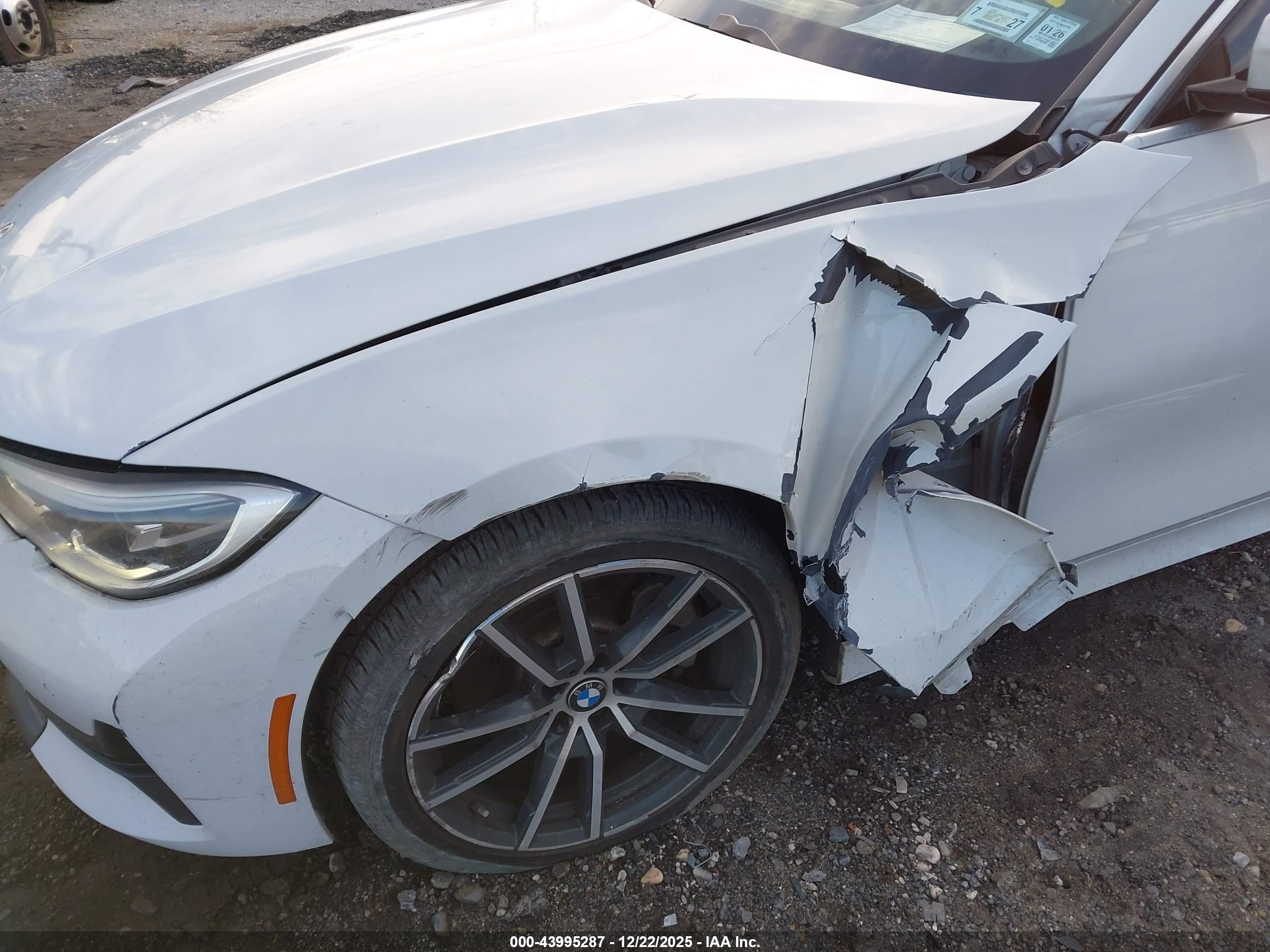 BMW 330I image 6