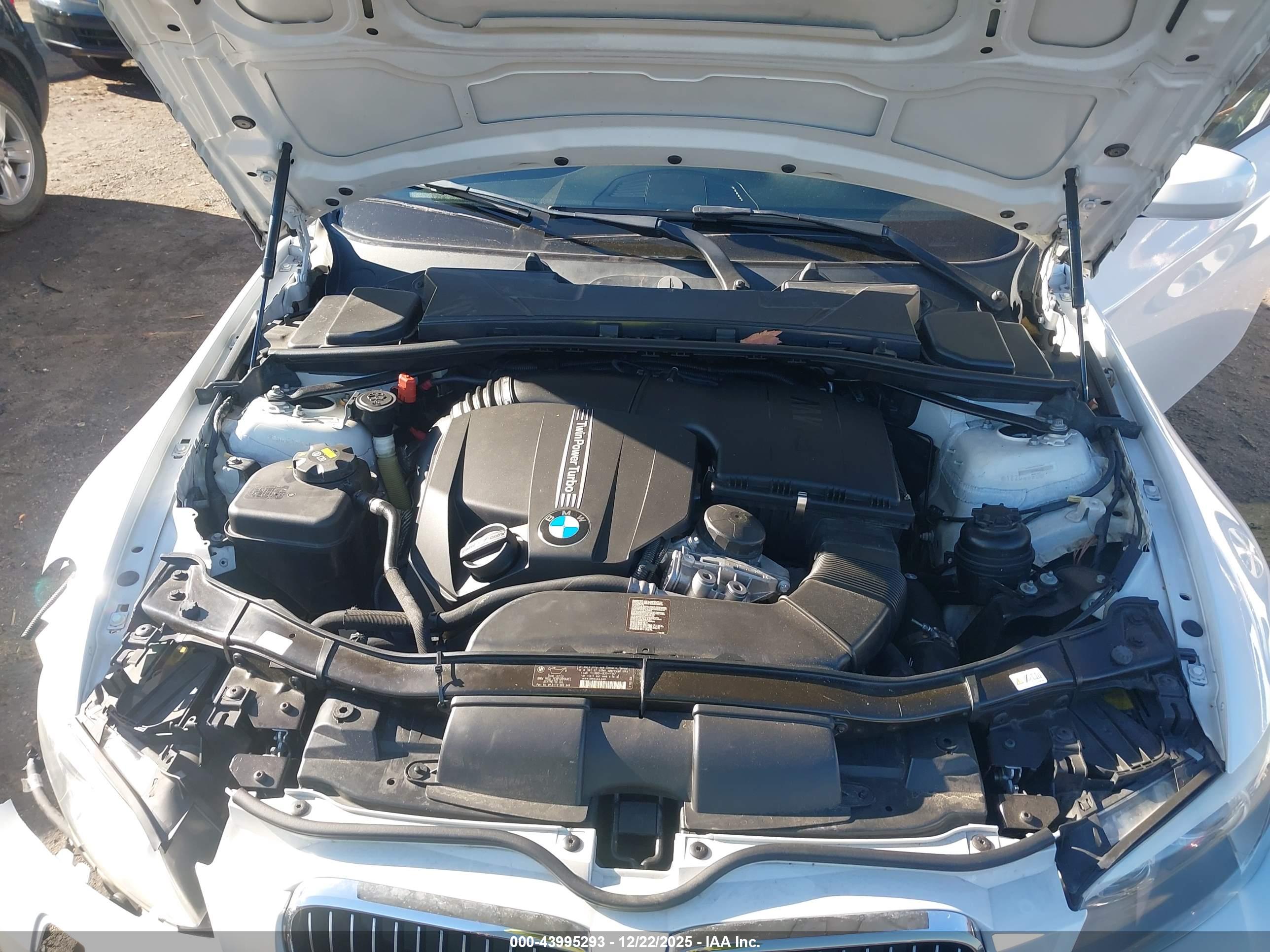 BMW 335I image 10
