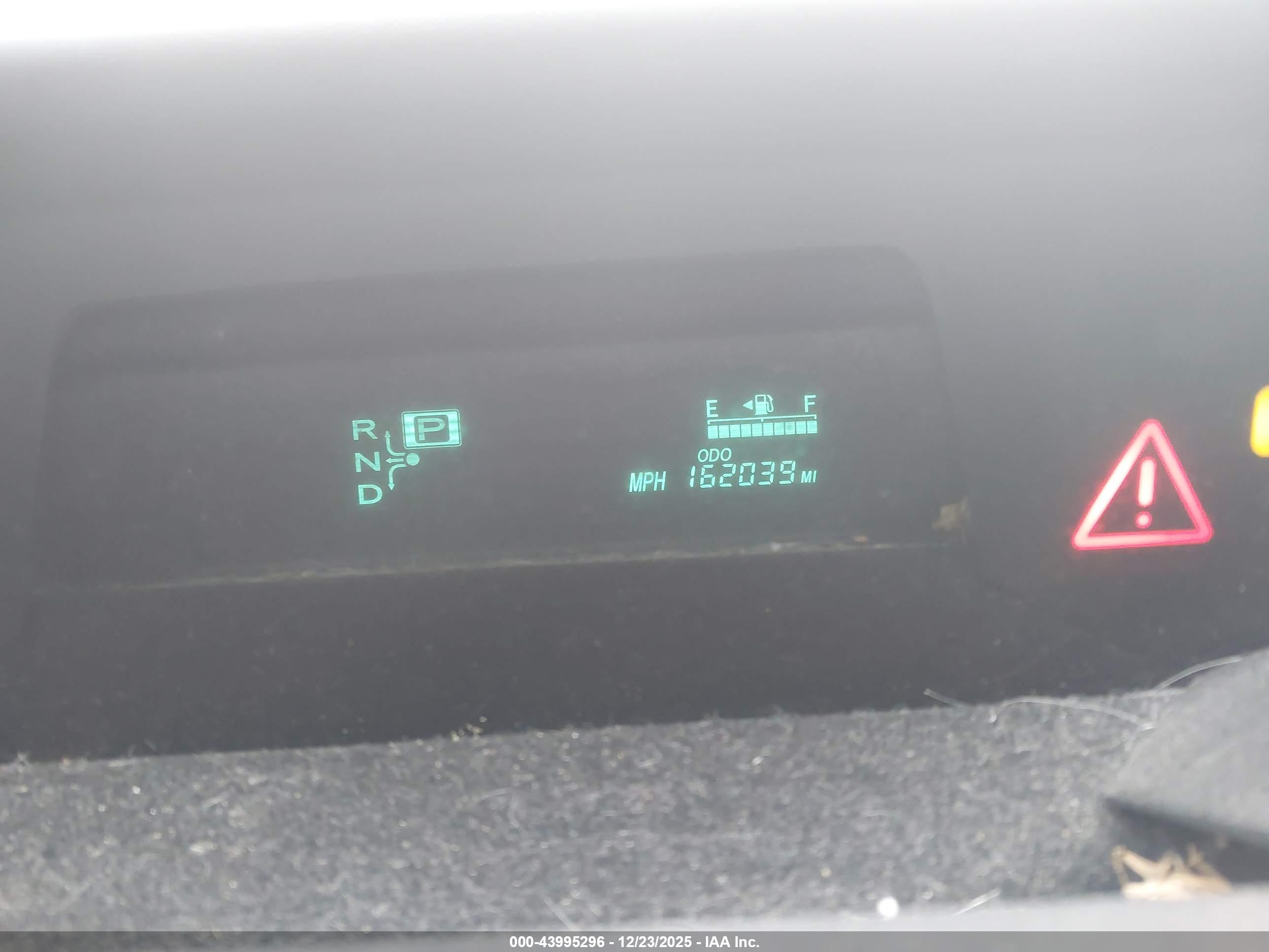 TOYOTA PRIUS image 7