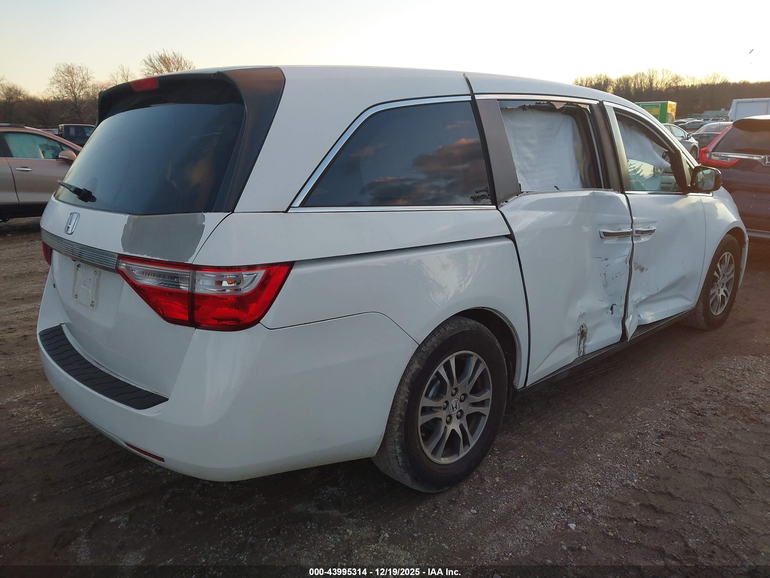 HONDA ODYSSEY image 4