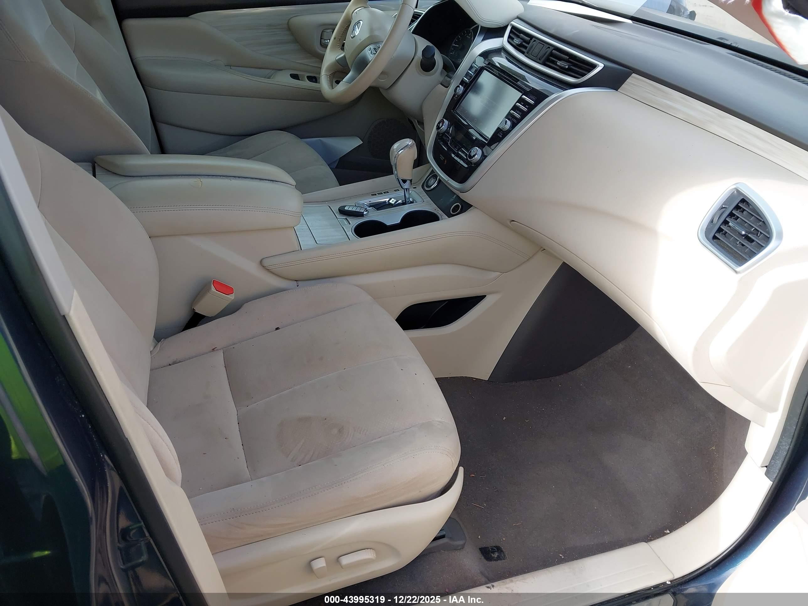 NISSAN MURANO image 5
