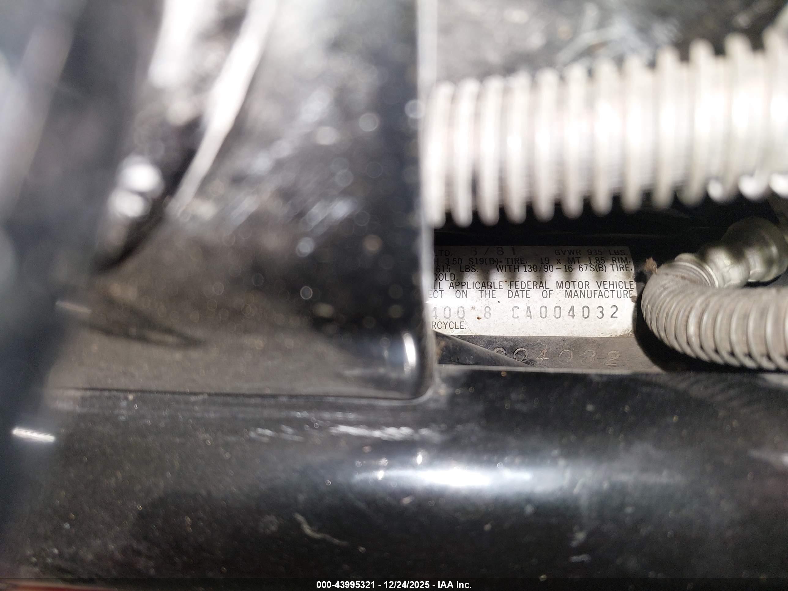 YAMAHA XS650 image 10